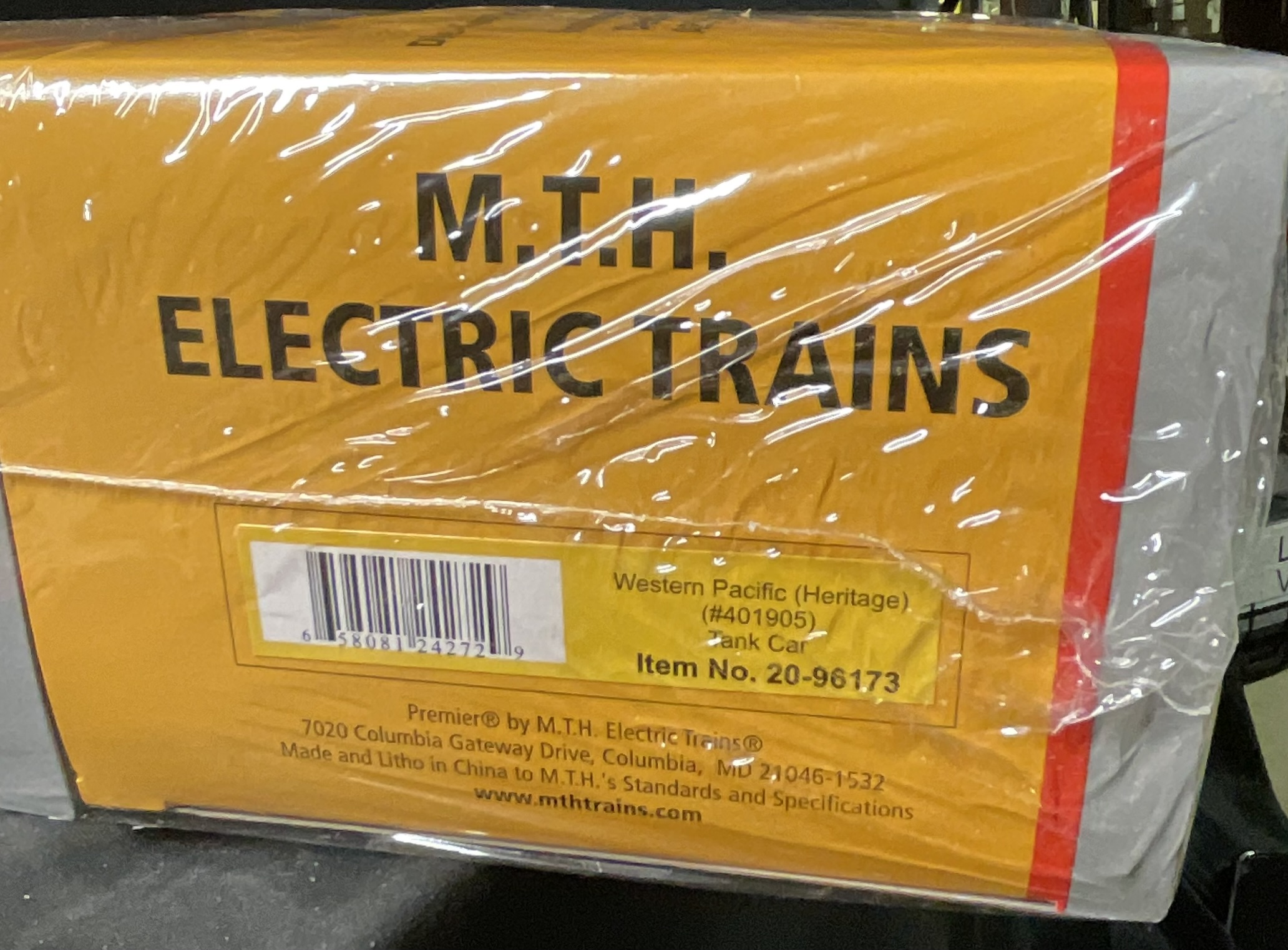 A Pair of M.T.H. Premier Line Union Pacific Heritage Series Western Pacific Fuel Tenders