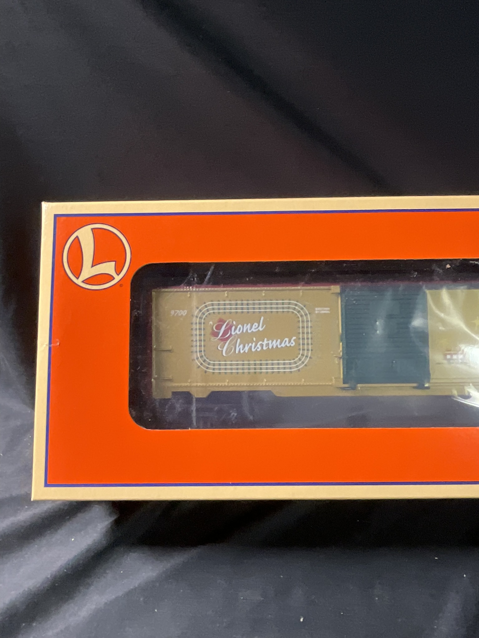 Lionel O-Gauge 6-26706 Christmas Boxcar with Illuminated Lights
