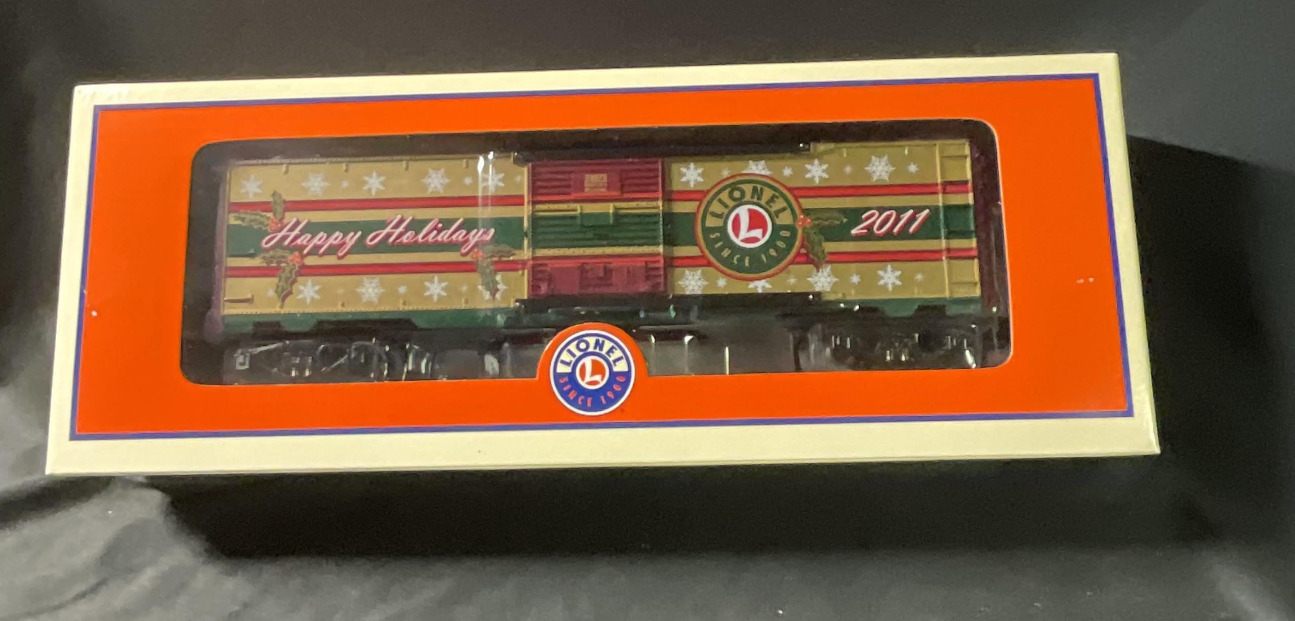 Lionel 6-29975 2011 O Gauge Christmas Holiday Boxcar in Original Box