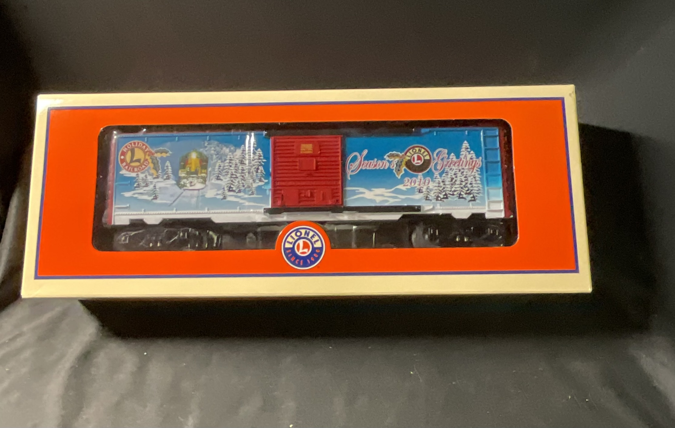 Lionel O Gauge 6-39332 Christmas Boxcar 2010