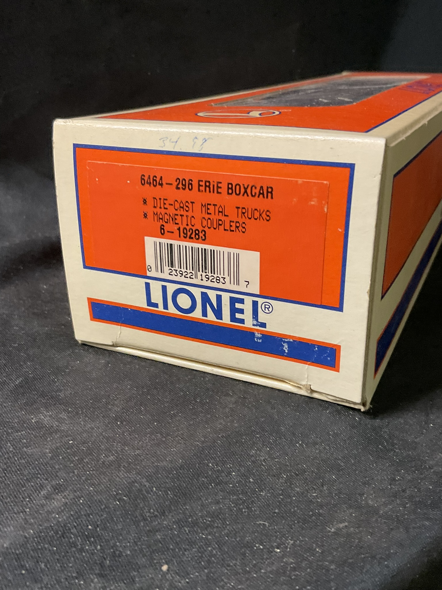Lionel 6-19283 Erie 6464-296 O-Gauge Boxcar in Original Box