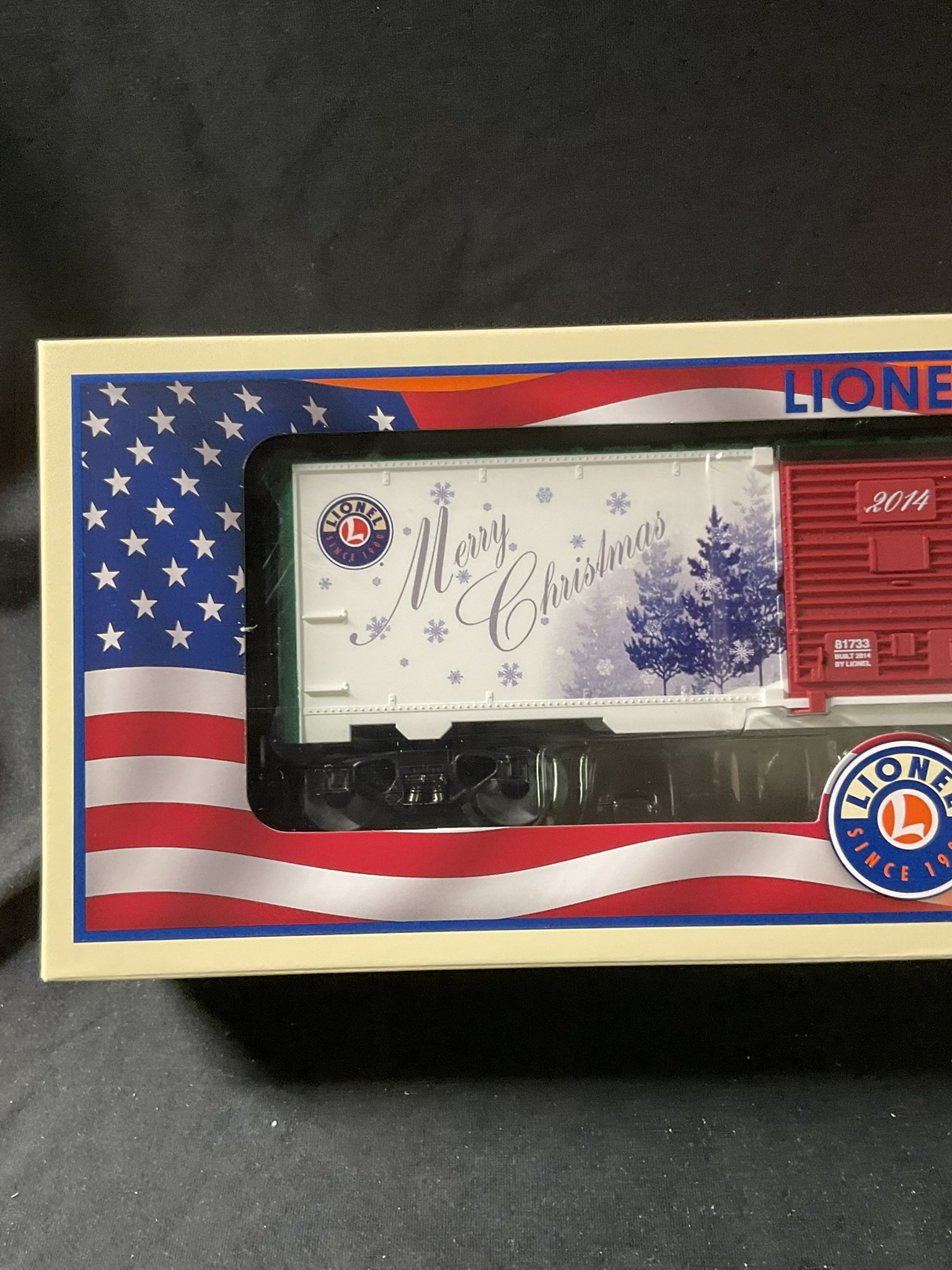 Lionel 2014 Christmas O Gauge Boxcar Model 6-81733