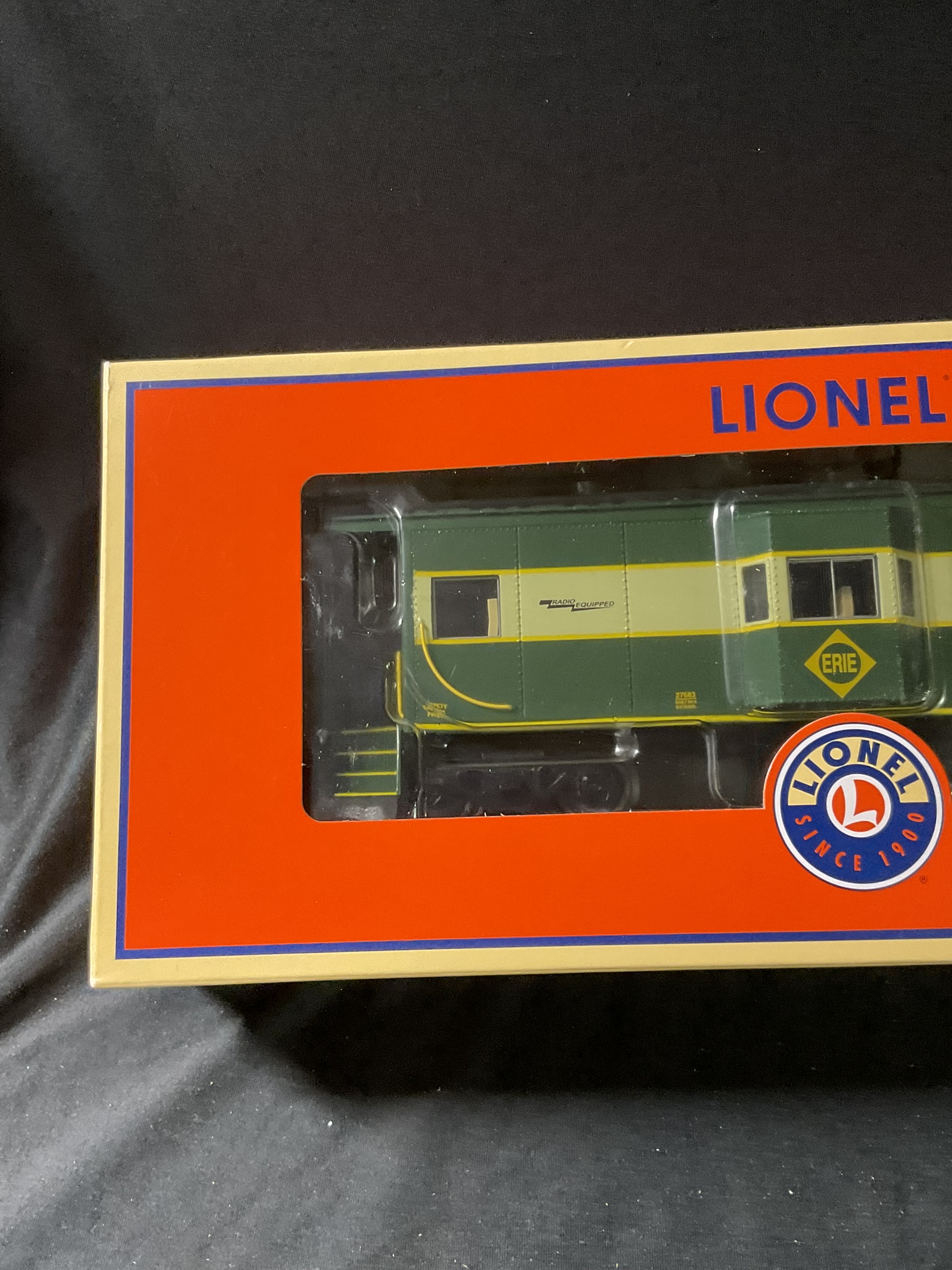 Lionel 6-27683 O Gauge Erie Norfolk Southern Heritage Bay Window Caboose 1068