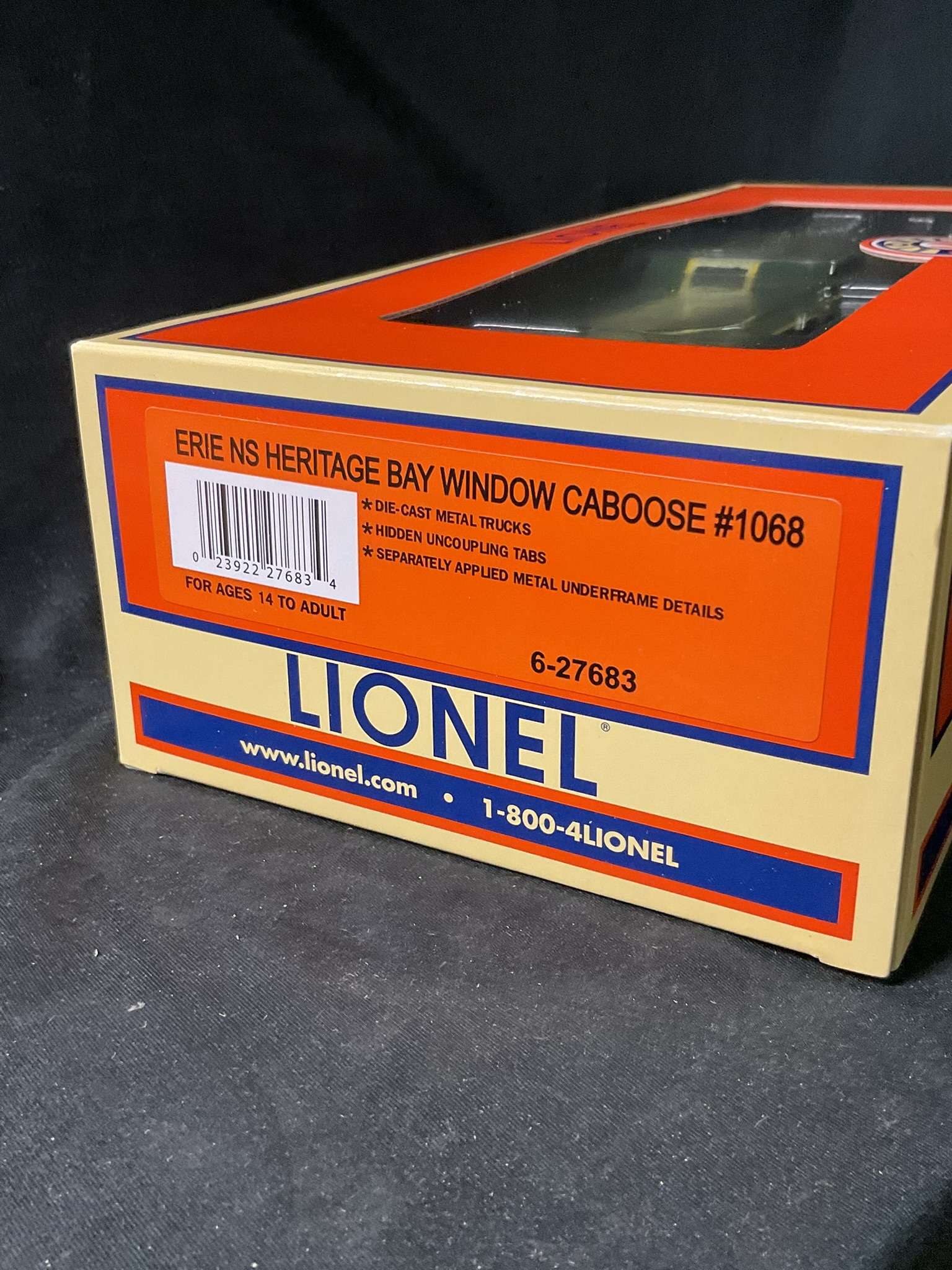 Lionel 6-27683 O Gauge Erie Norfolk Southern Heritage Bay Window Caboose 1068