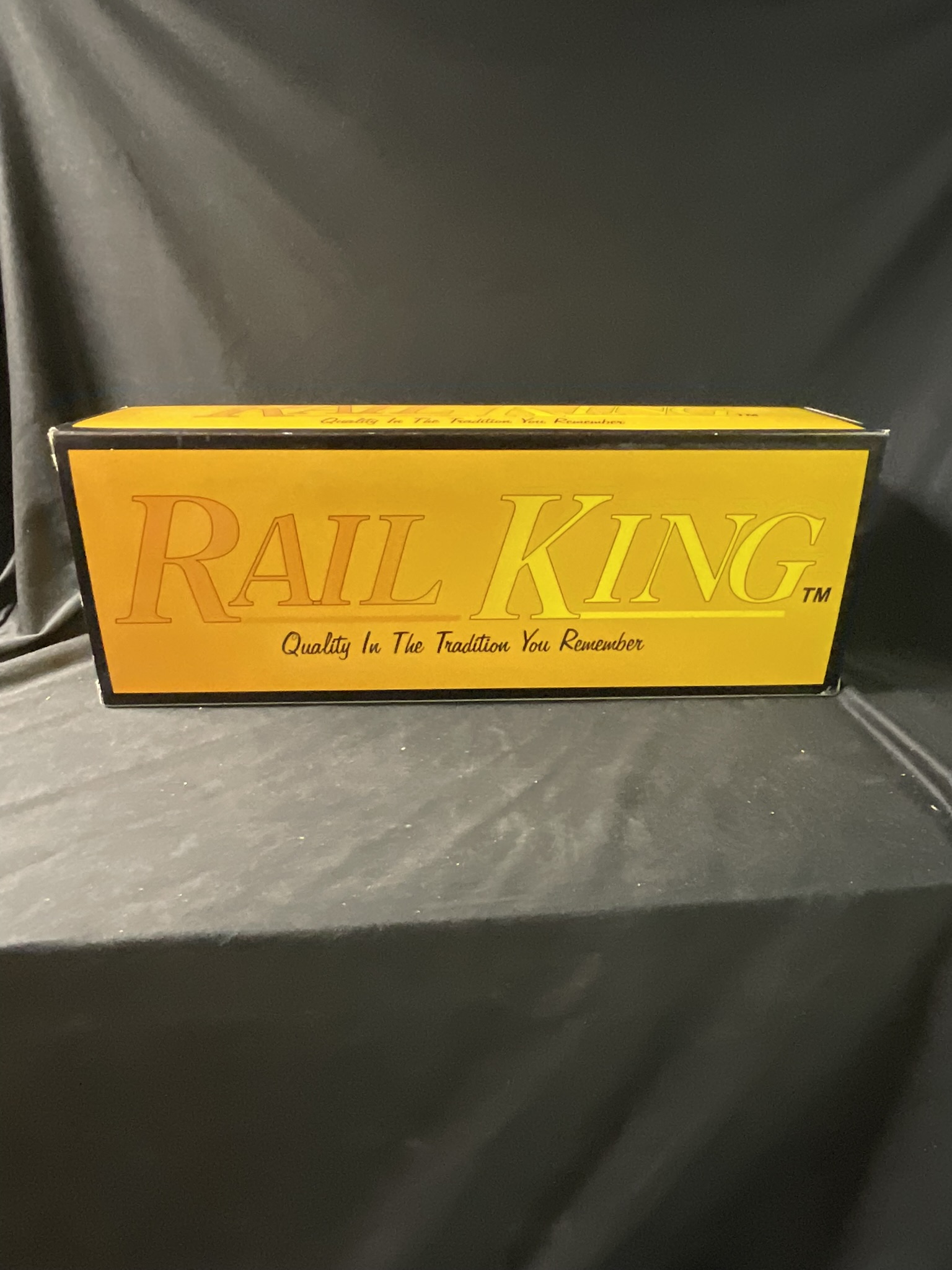 MTH RailKing Auto Transport Flat Car with T-Birds Item No. 30-7613