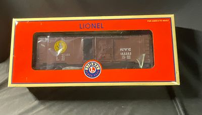 Lionel 6-36250 New York Central Early Bird NYC Boxcar Road Number 165302. Lionel L.L.C. model 