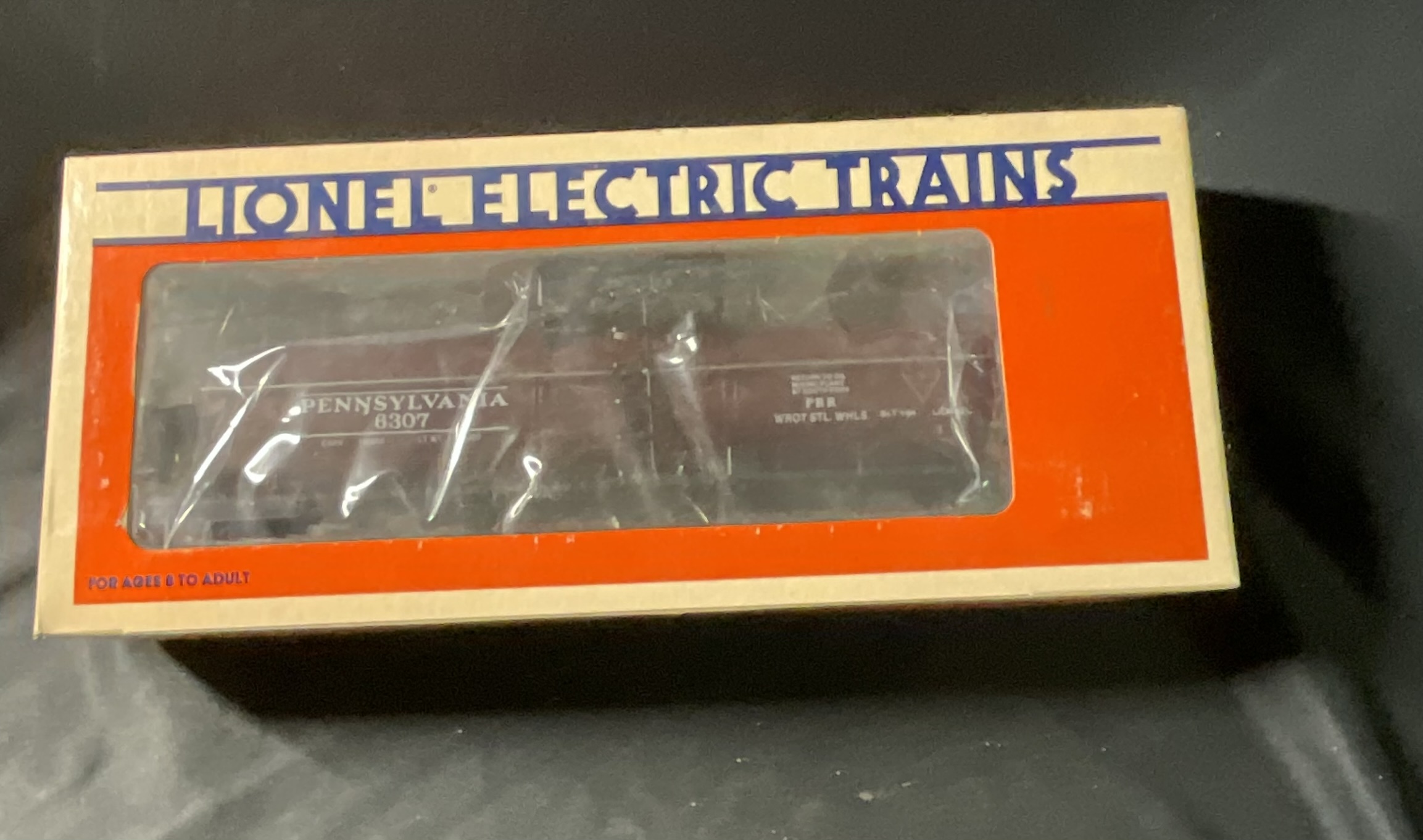 Lionel Pennsylvania Single-Dome Tank Car 6-6307 with Original Box