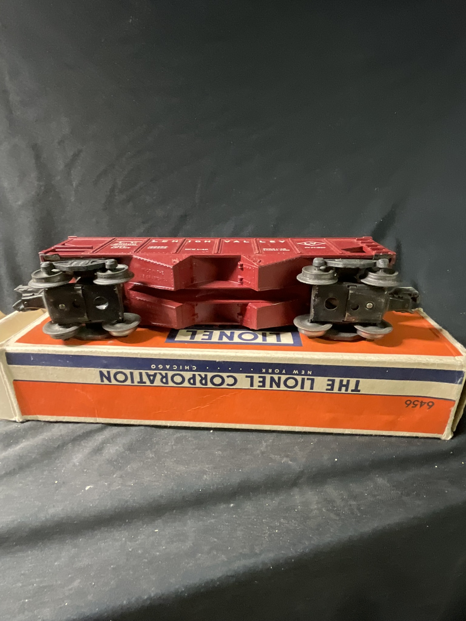 Lionel Postwar O Gauge No. 6456 Lehigh Valley Hopper Car with Original Box