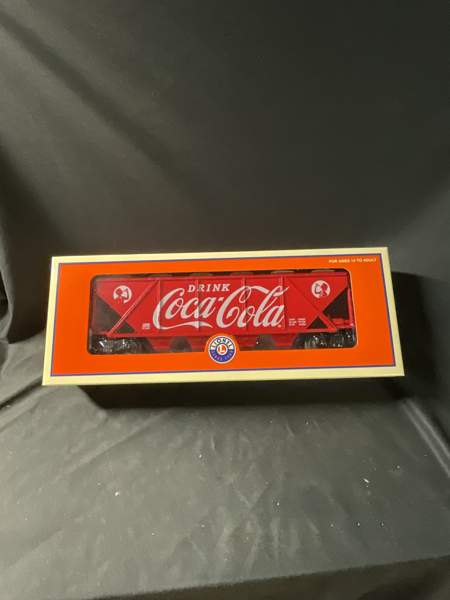 Lionel 6-19365 O-Gauge Coca-Cola Hopper Car with Original Box