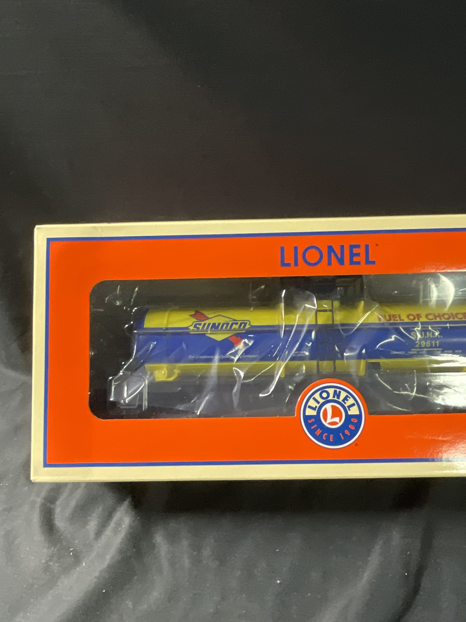 Lionel 6-29611 Sunoco Single Dome Tank Car