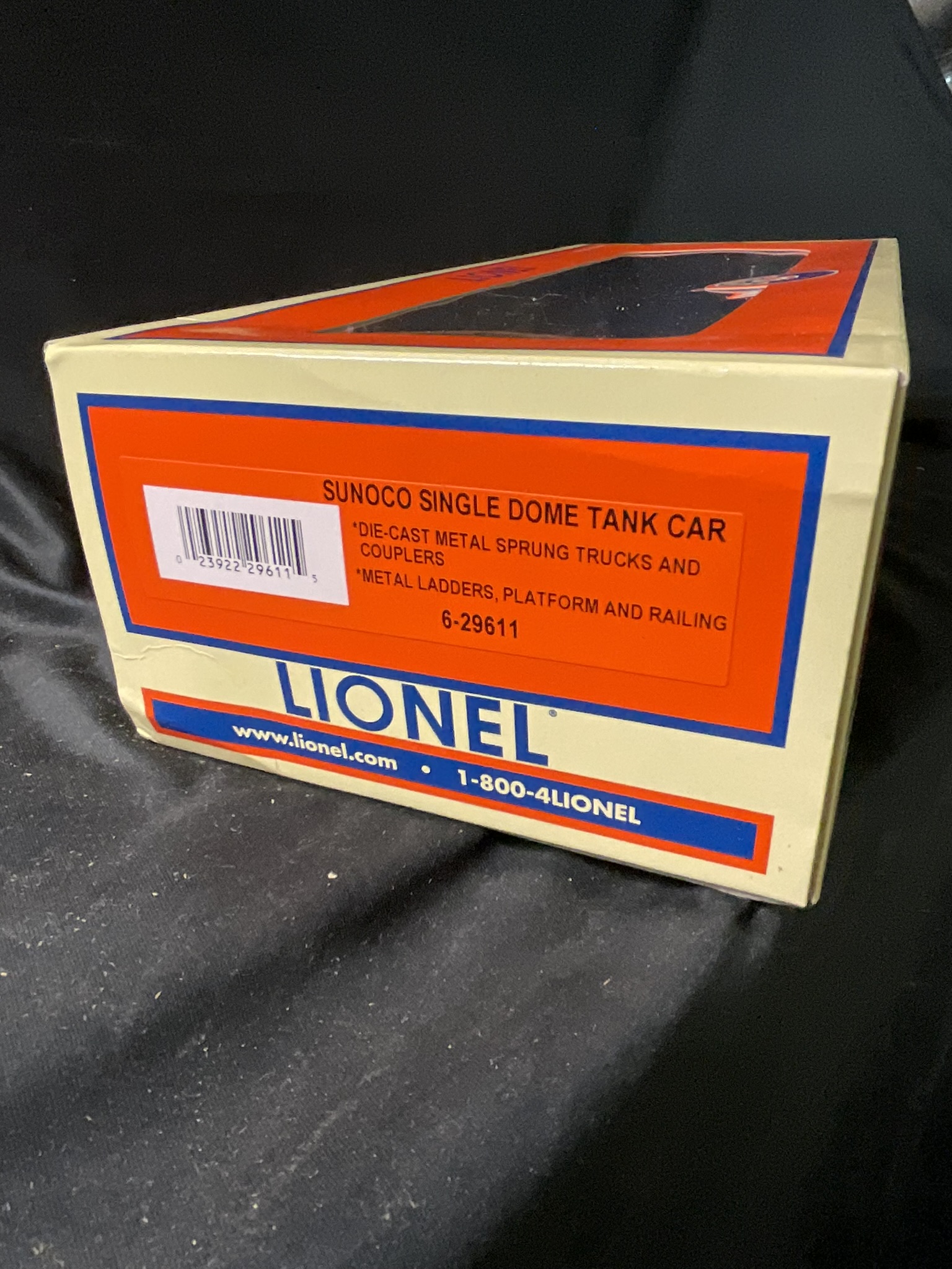 Lionel 6-29611 Sunoco Single Dome Tank Car