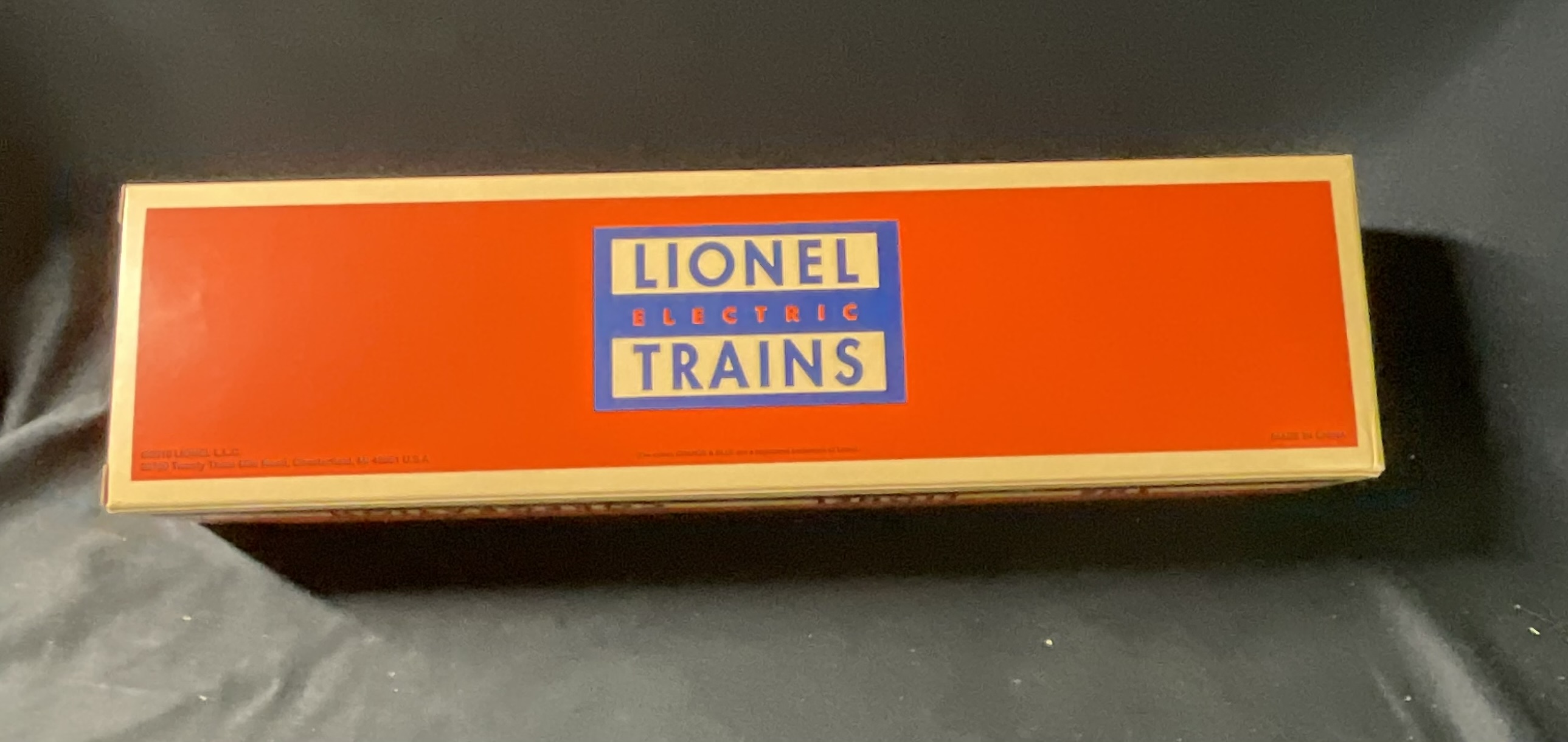 Lionel O-Gauge No. 6572 Refrigerator Car with Original Box