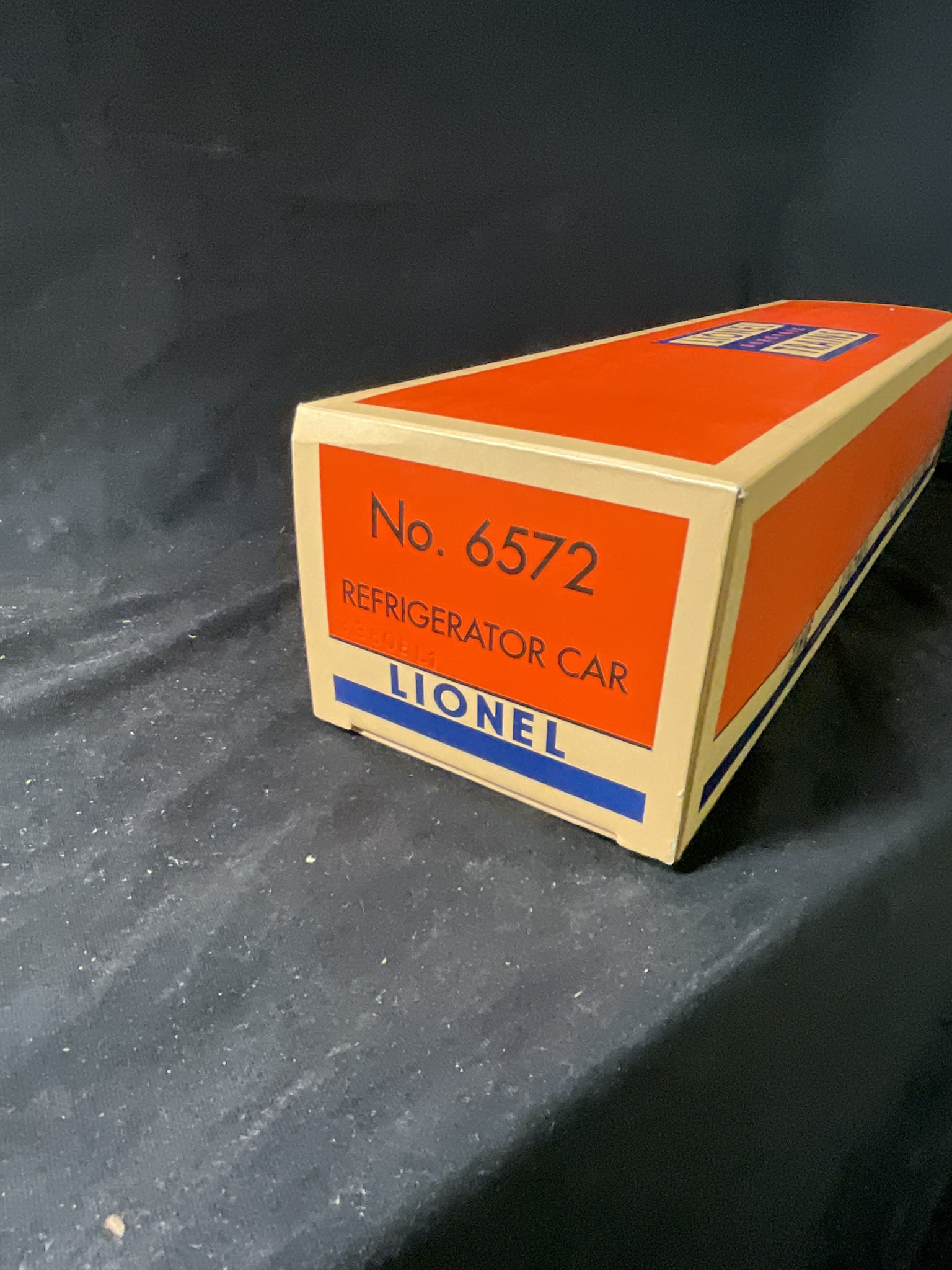 Lionel O-Gauge No. 6572 Refrigerator Car with Original Box