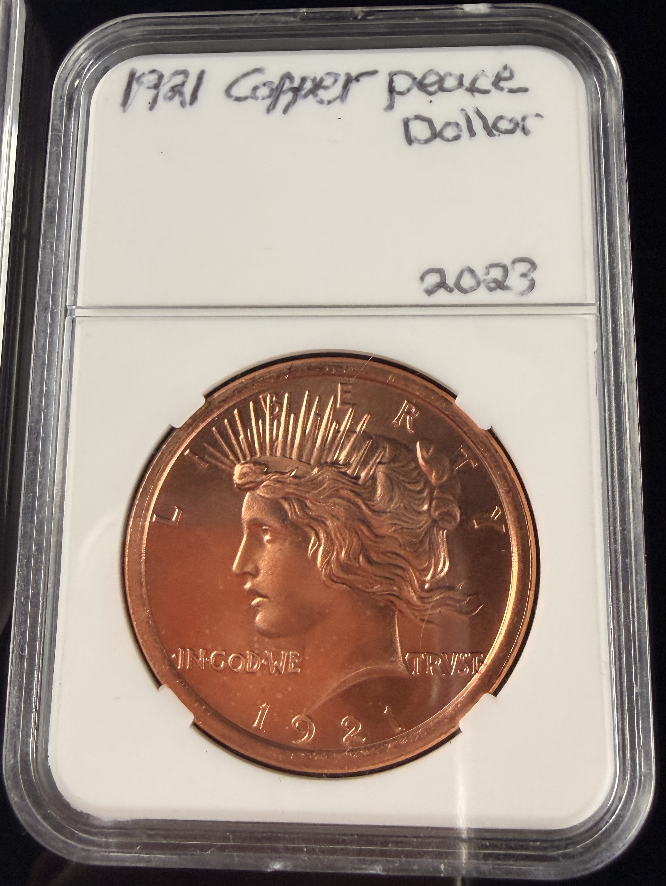 A Pair of US .999 Fine 1 Ounce Copper Bullion Rounds