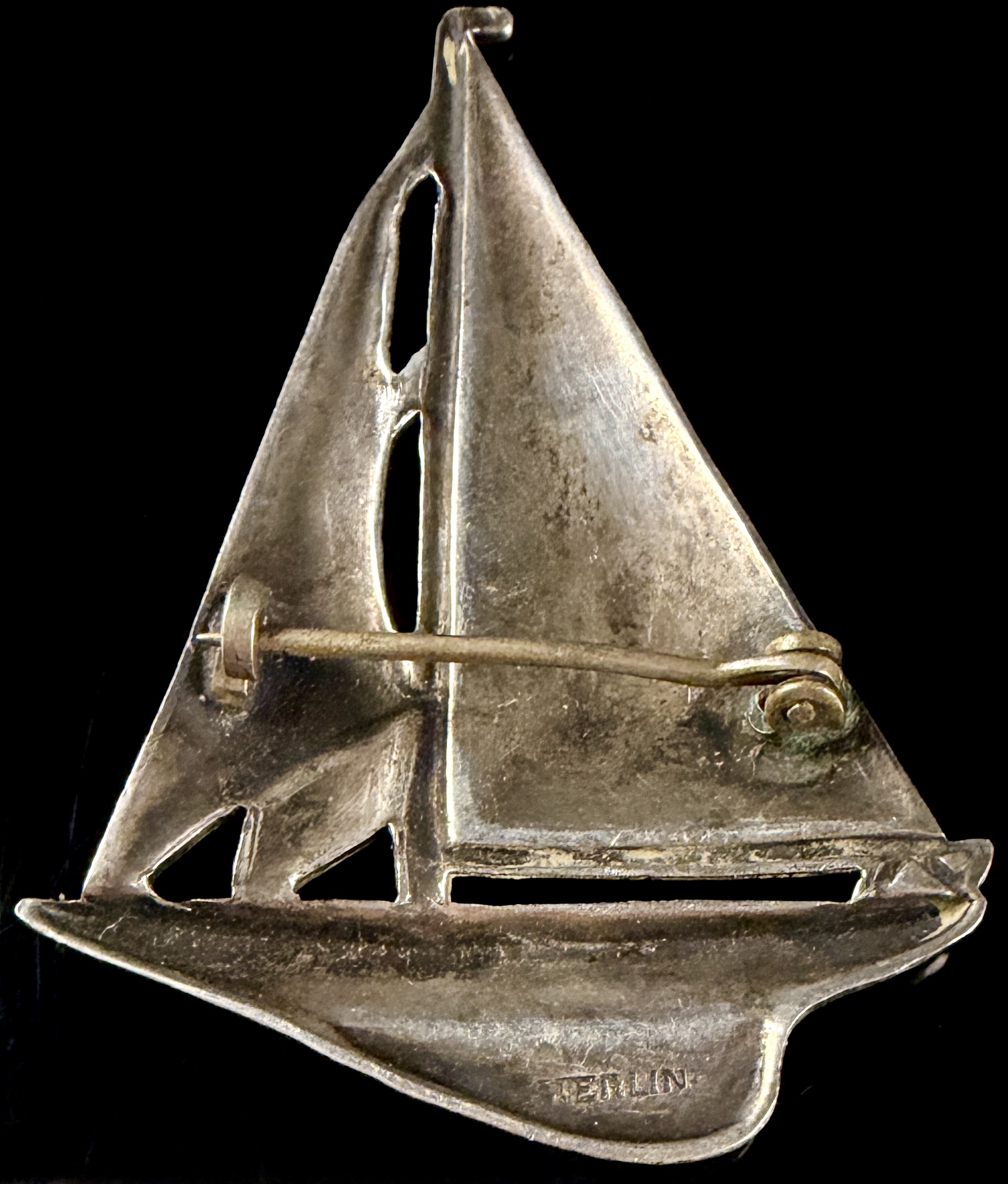 Vintage Sterling Silver Stylized Sailboat Brooch