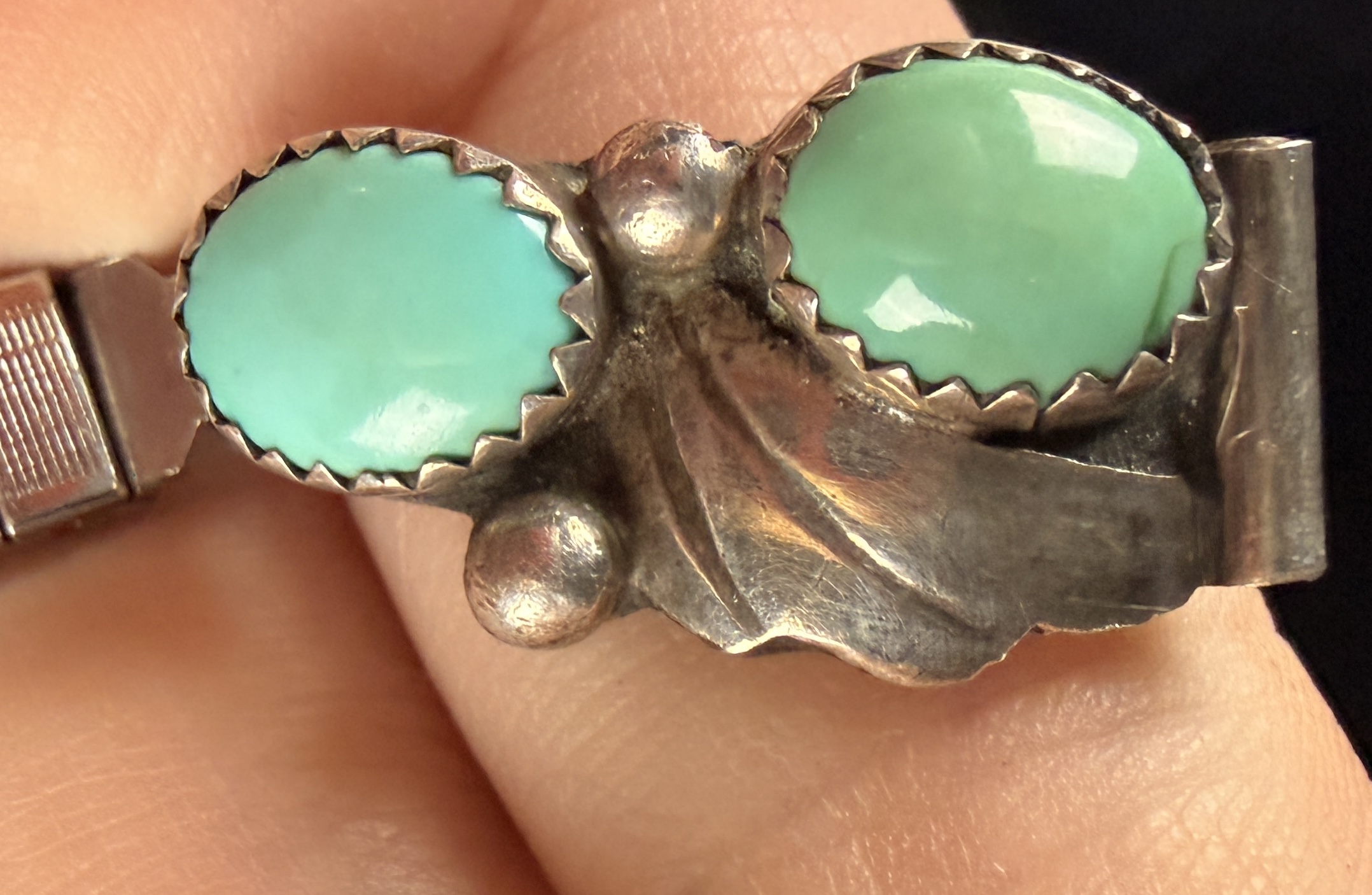 Southwestern Style Silver-Tone Expansion Bracelet with Light Green Cabochons