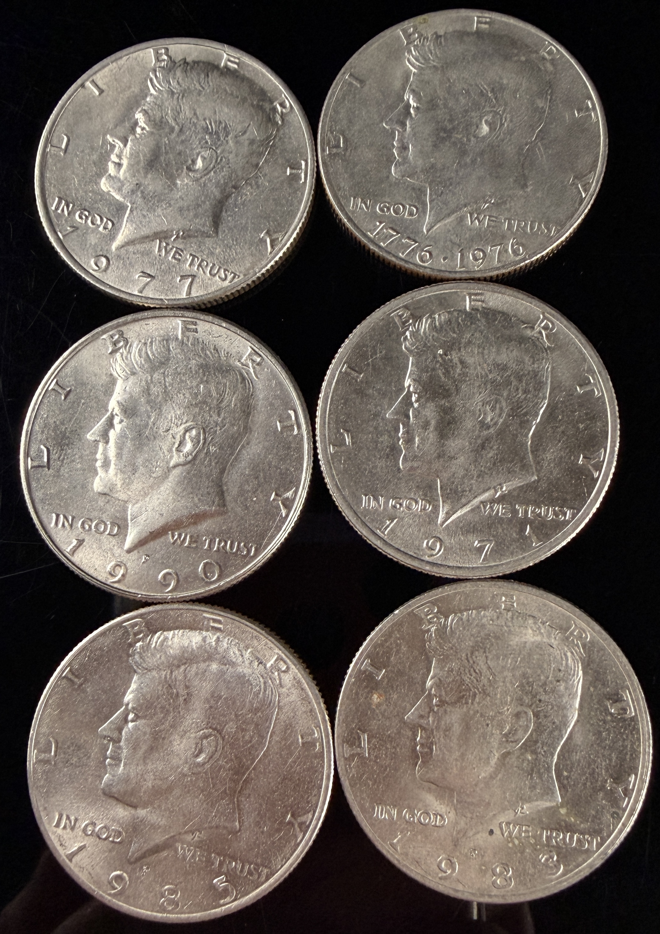 A Collection of US Kennedy Half Dollar Coins, 1971-1990