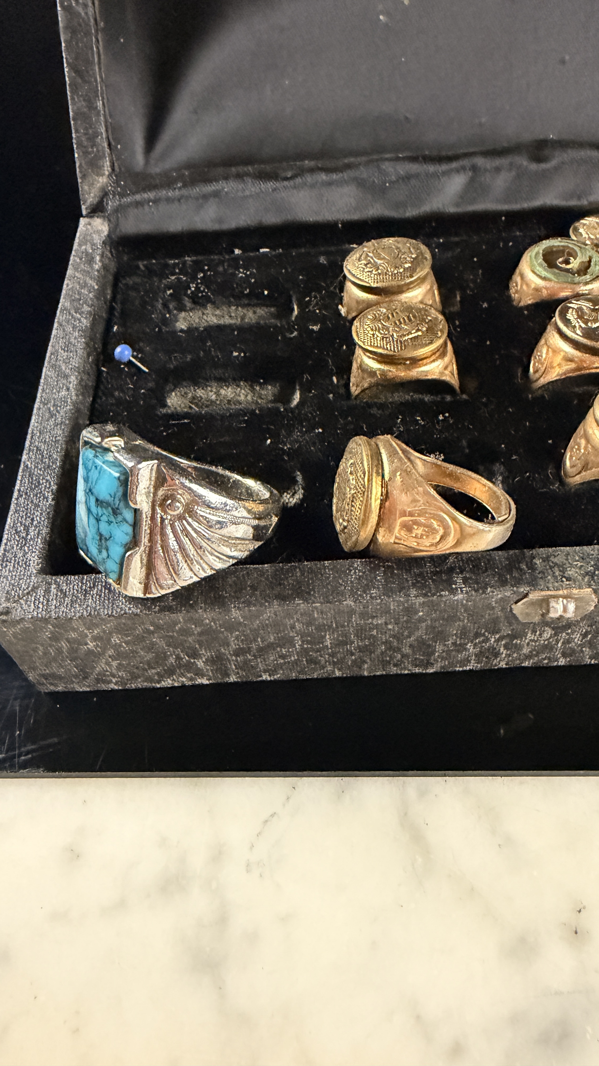 A Collection of Vintage Mixed Metal Rings and Heraldic Button Components