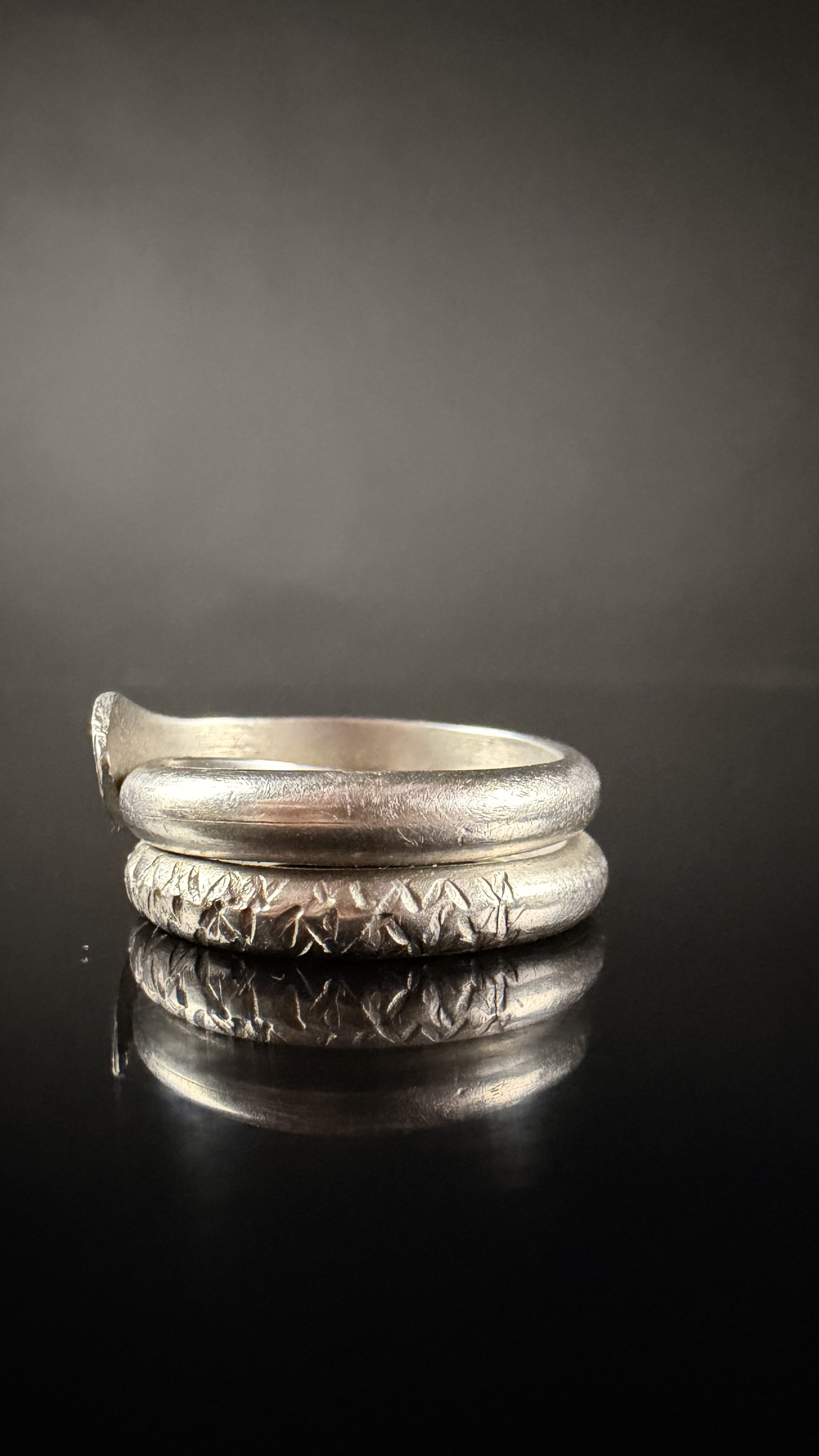 Italian White Metal Serpent Motif Souvenir Ring Naples 1947