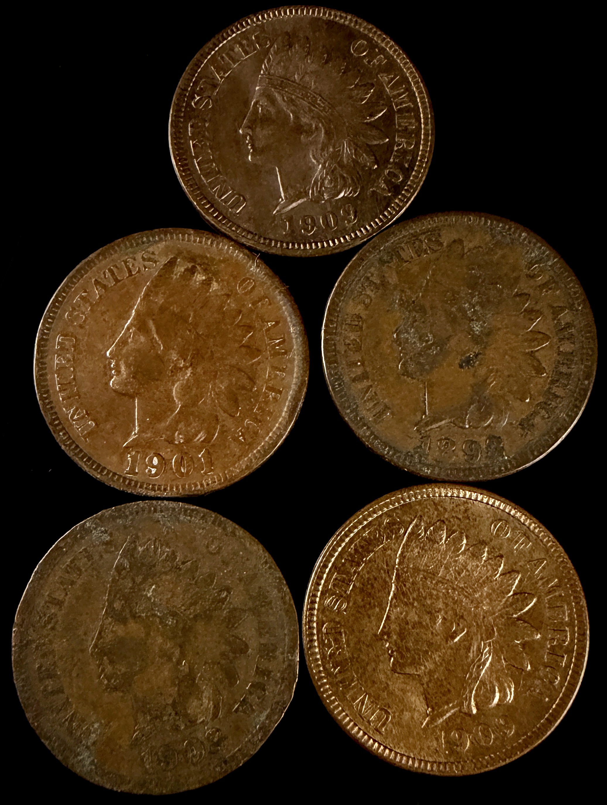 A Group of US Indian Head Cents