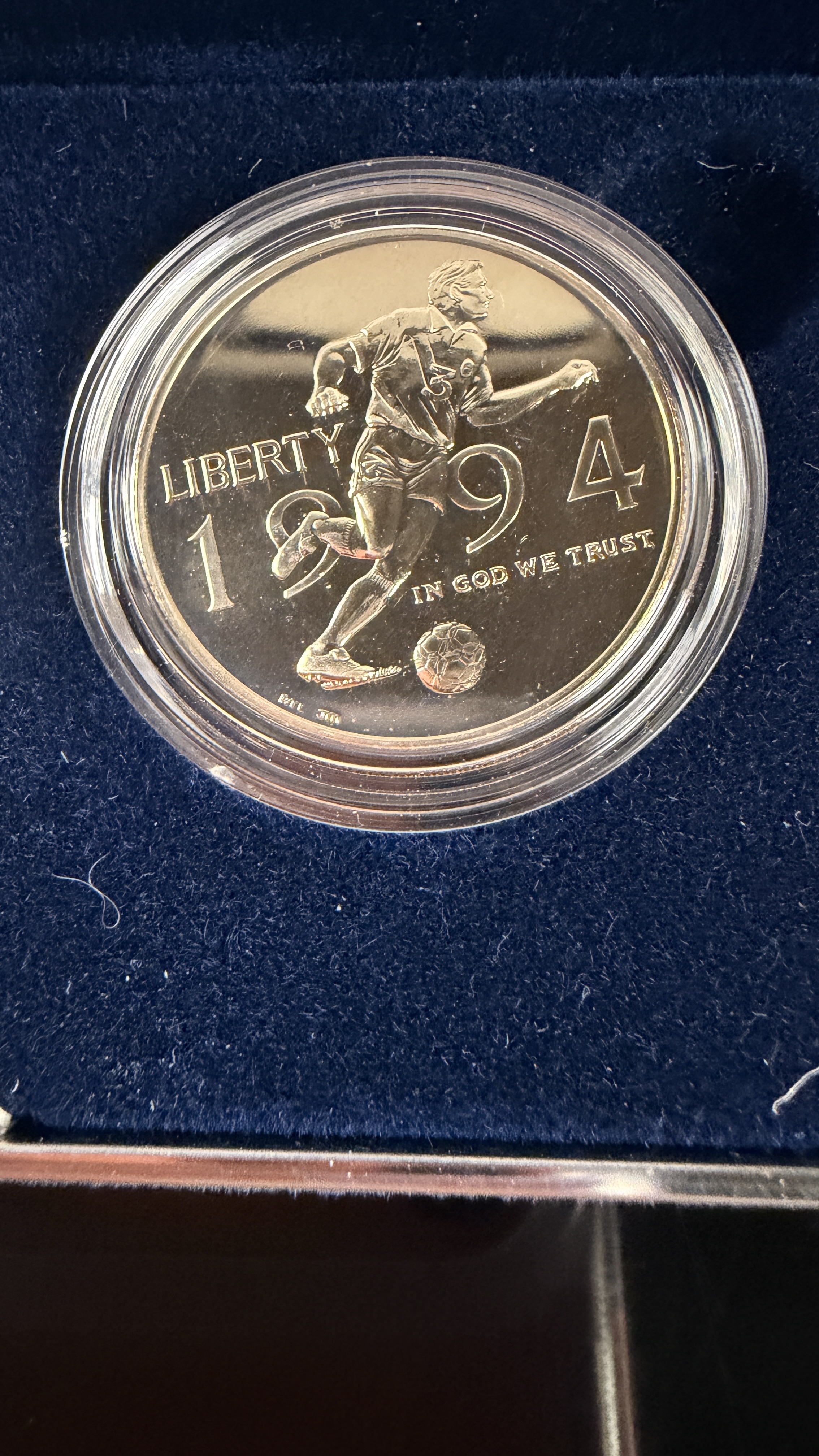 90% Silver Pair of 1994 US World Cup USA Commemorative Proof Coins