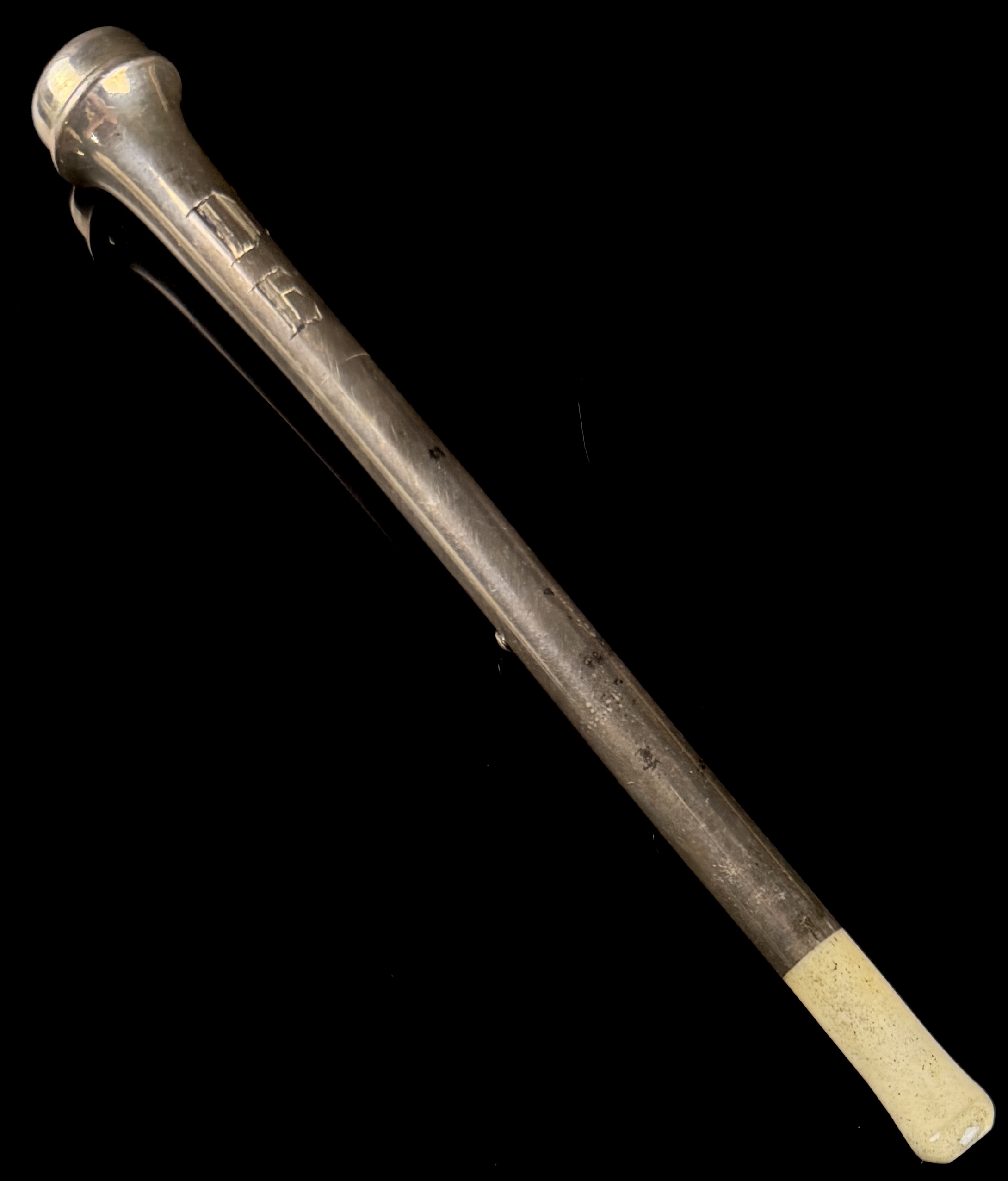 Silver Telescoping Cigarette Holder with Ejector Mechanism and Monogram DE