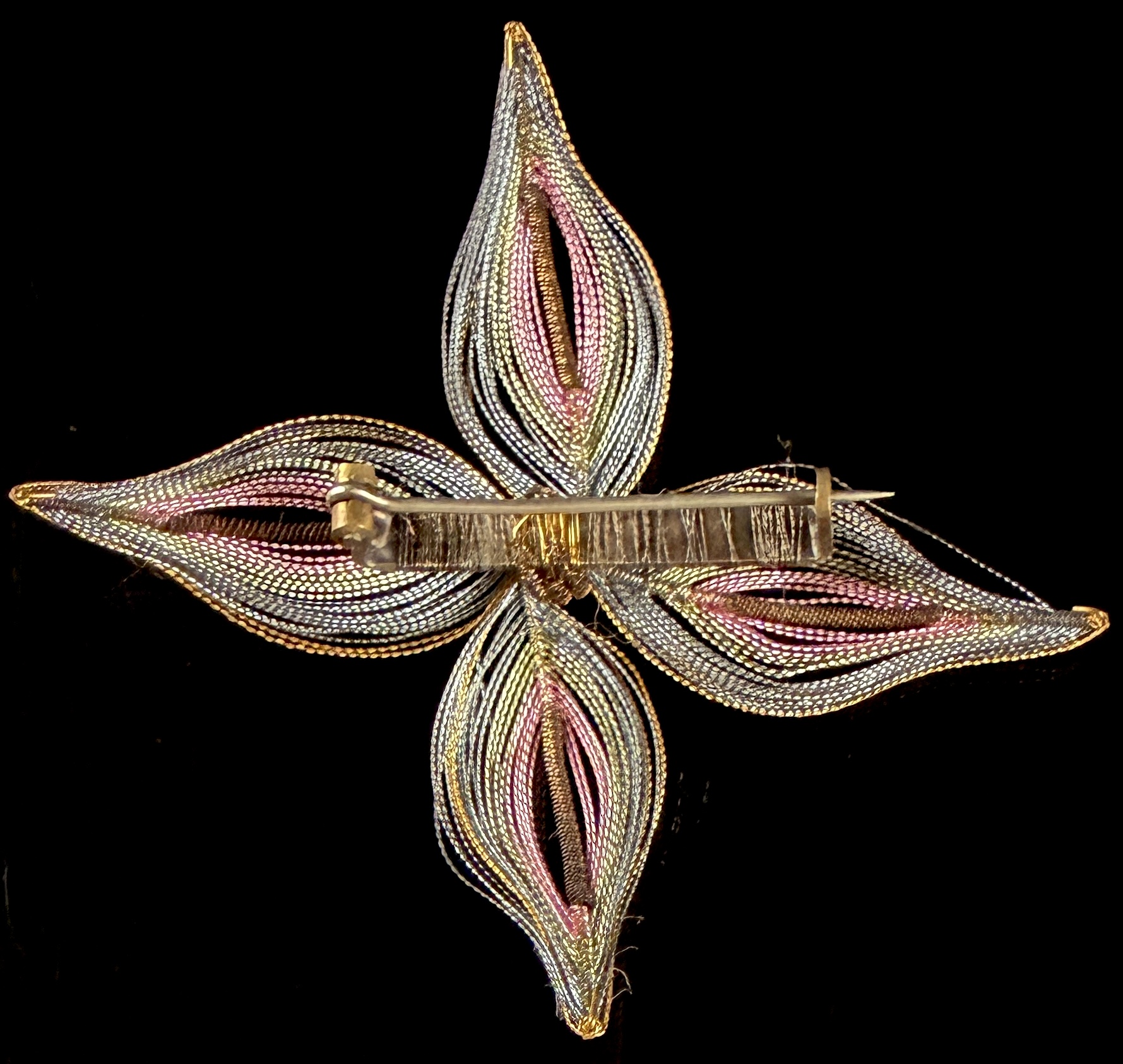 Vintage Large Multi-Tone Spun Wire Filigree Brooch with Original Packaging