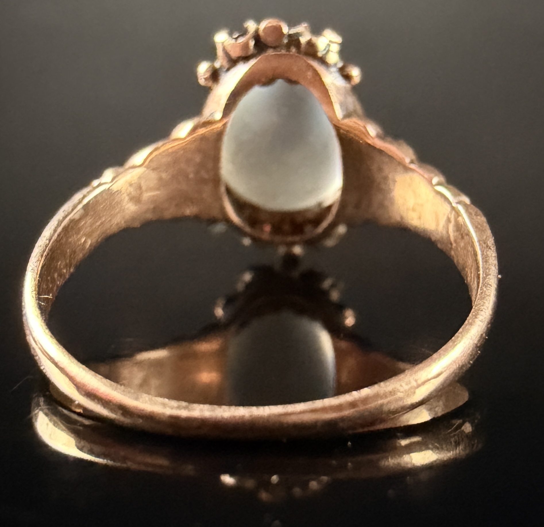 10K Yellow Gold Victorian Moonstone and Garnet Ring with Arthur Dickinson Presentation Box