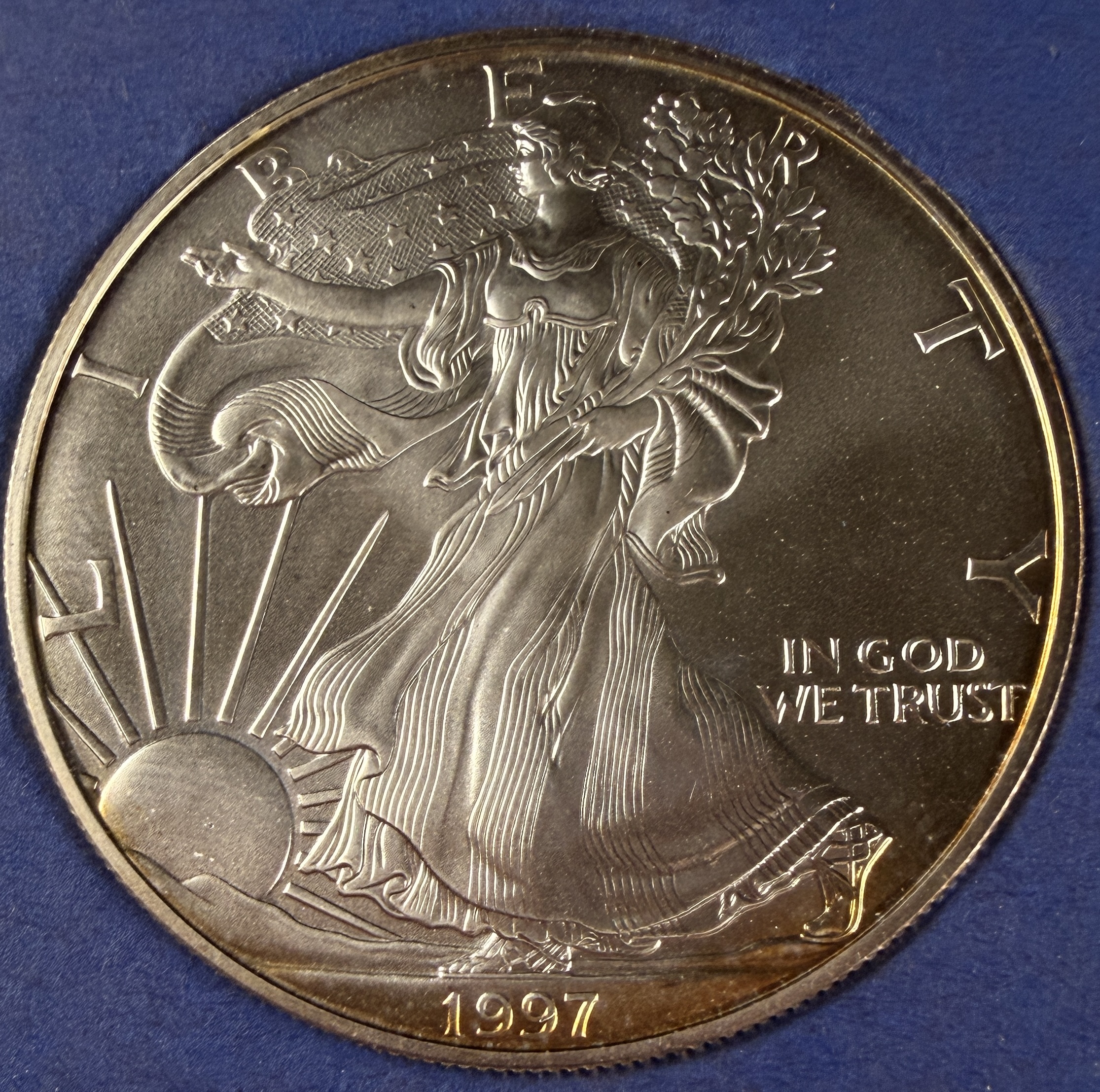 US 1997 American Eagle One Ounce Silver Dollar