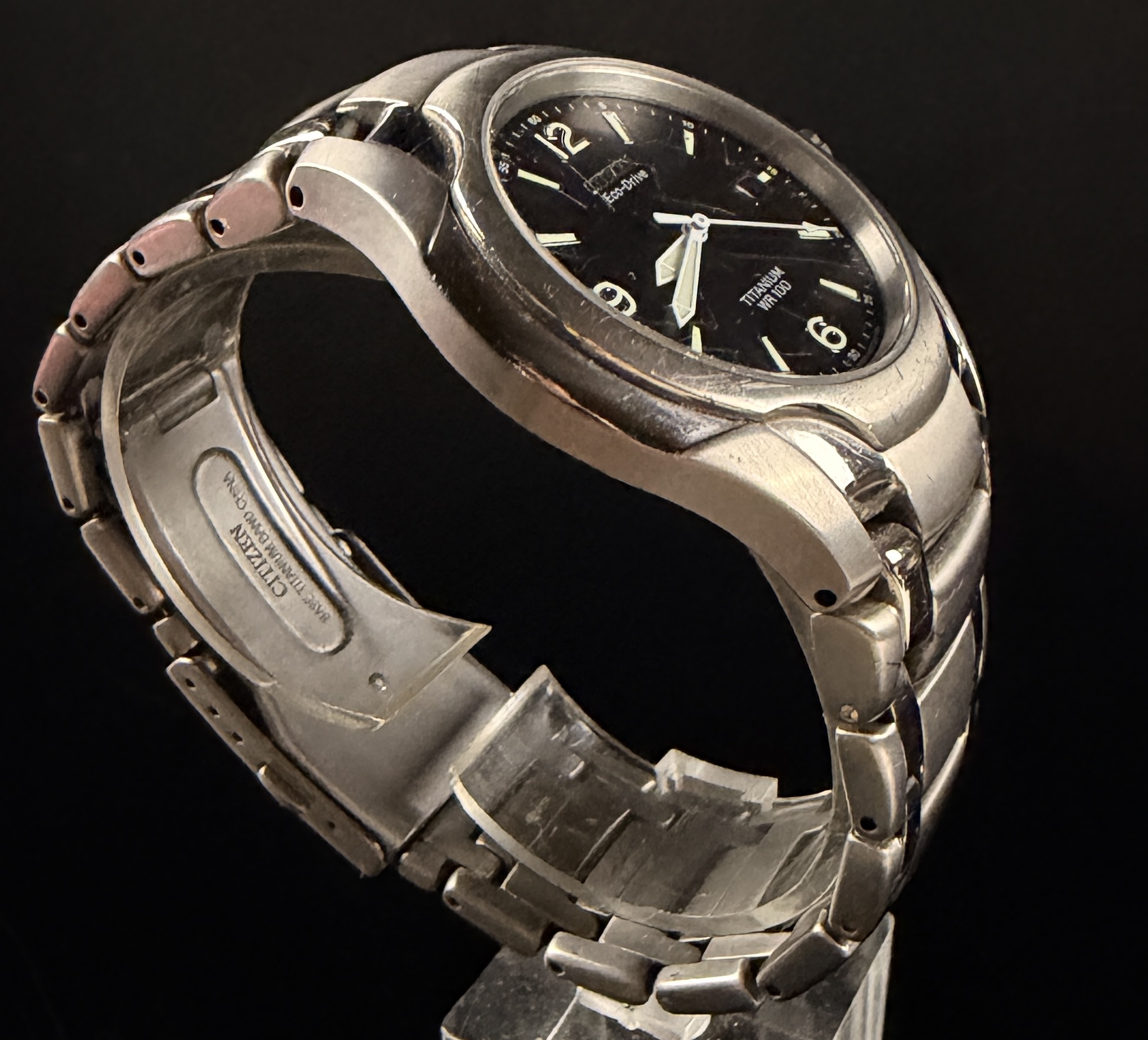 Citizen Eco-Drive Titanium WR 100 Men's Watch Reference E111-K006368