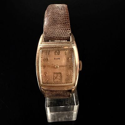 Vintage Elgin Grade 554 Men's Art Deco Wristwatch Runs. A vintage Elgin National Watch Co. men's 