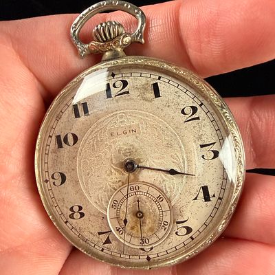 Elgin National Watch Co. 17 Jewel Adjusted 12 Size Open Face Pocket Watch, Does Not Run. An 