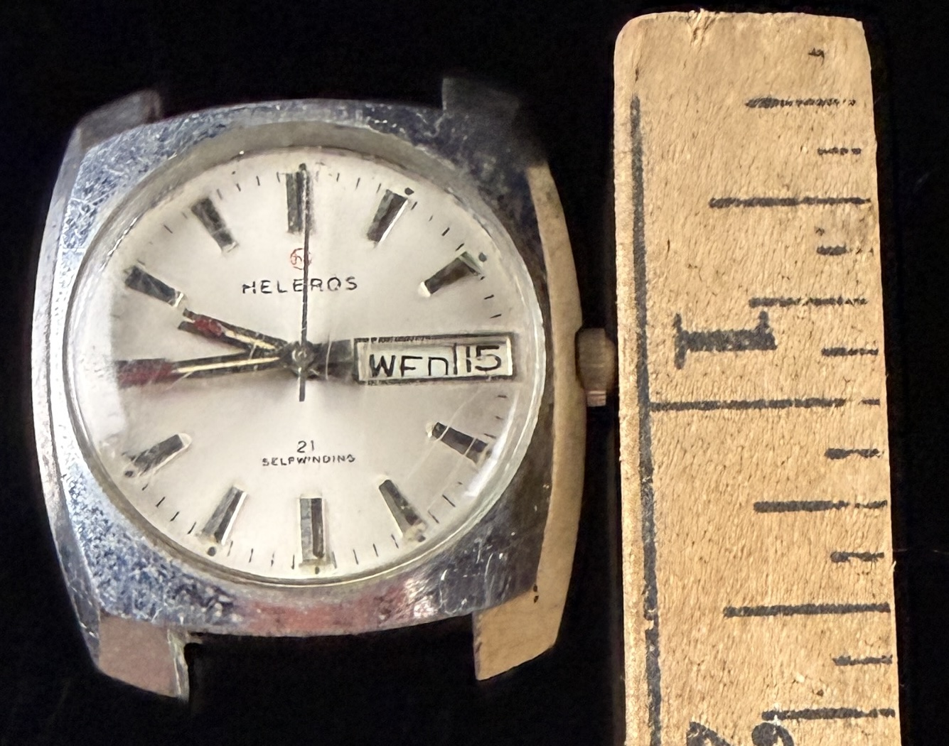 Helbros 21 Jewel Self-Winding Day-Date Wristwatch Head