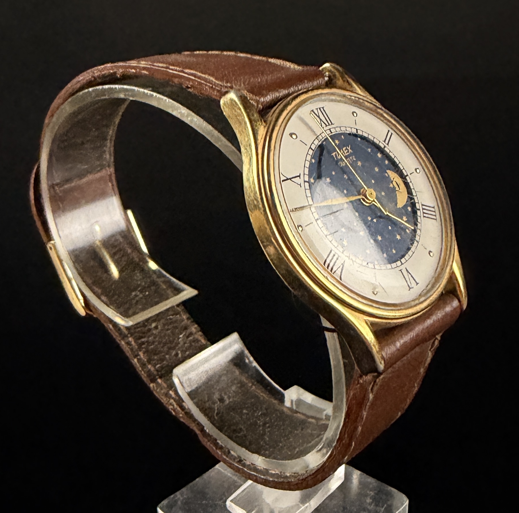 Vintage Timex Gold Tone Quartz Moonphase Wristwatch