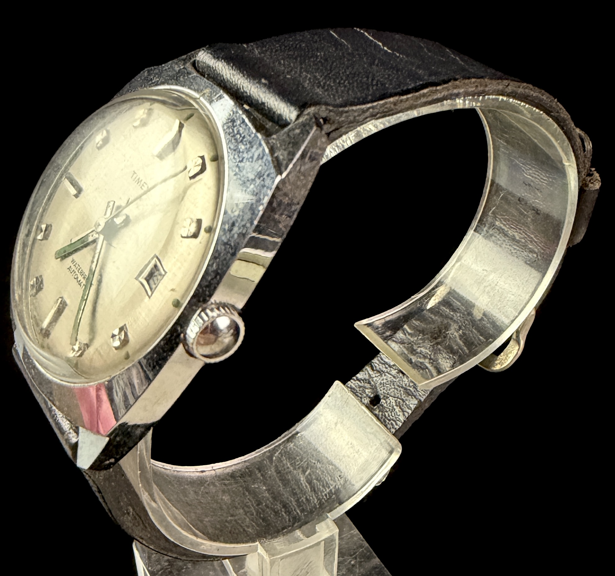 1970 Timex Viscount Automatic Date Wristwatch Reference 41373270
