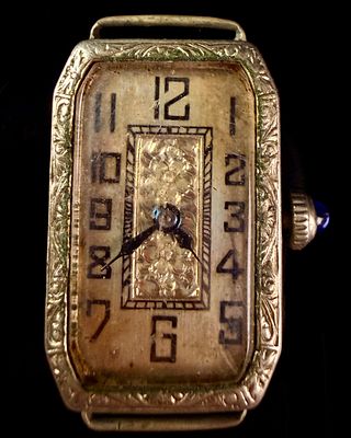 Blum Watch Co. Art Deco White Gold Filled Ladies Tank Wristwatch. An Art Deco period ladies 