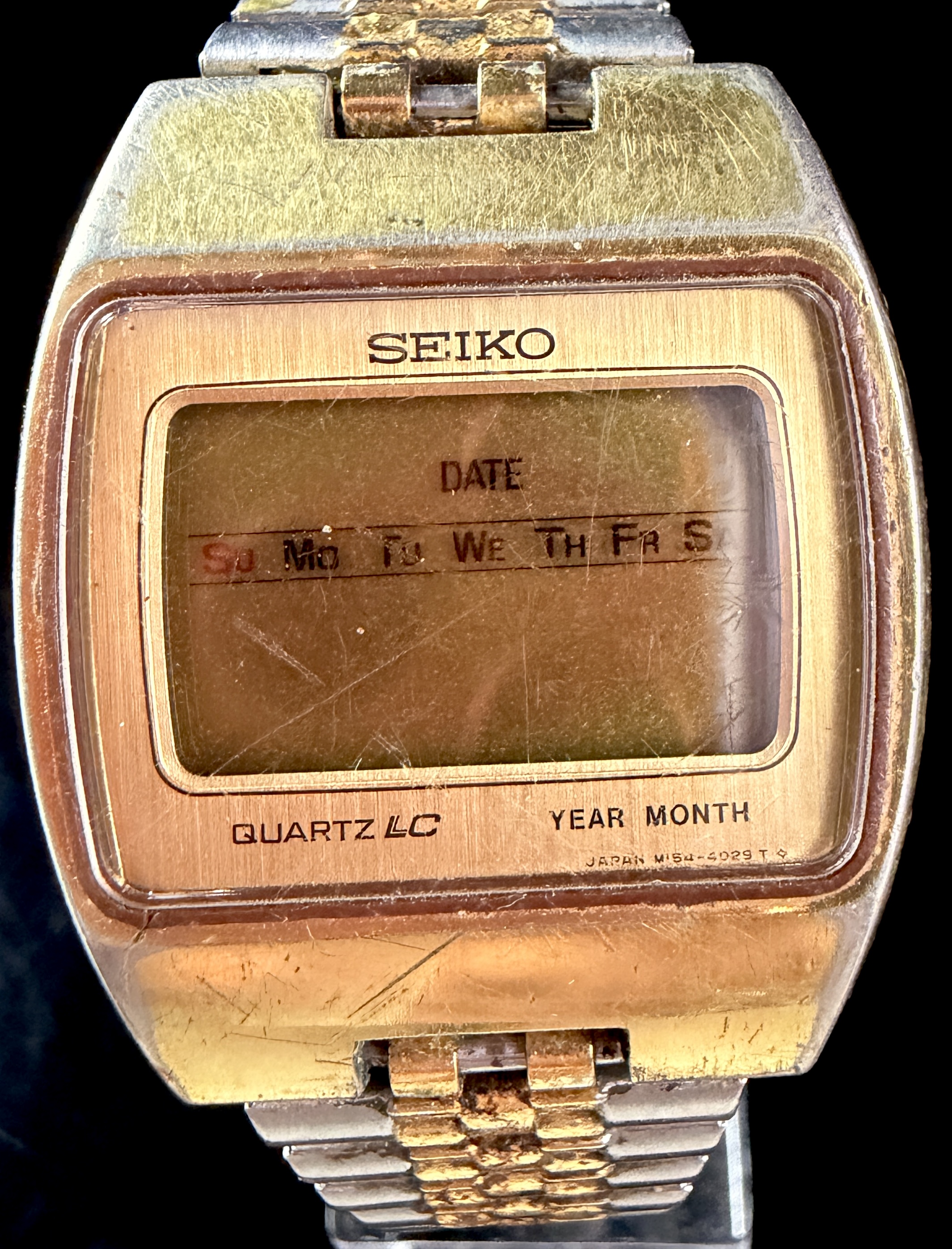 Seiko Quartz LC Digital Calendar Watch M154-4029