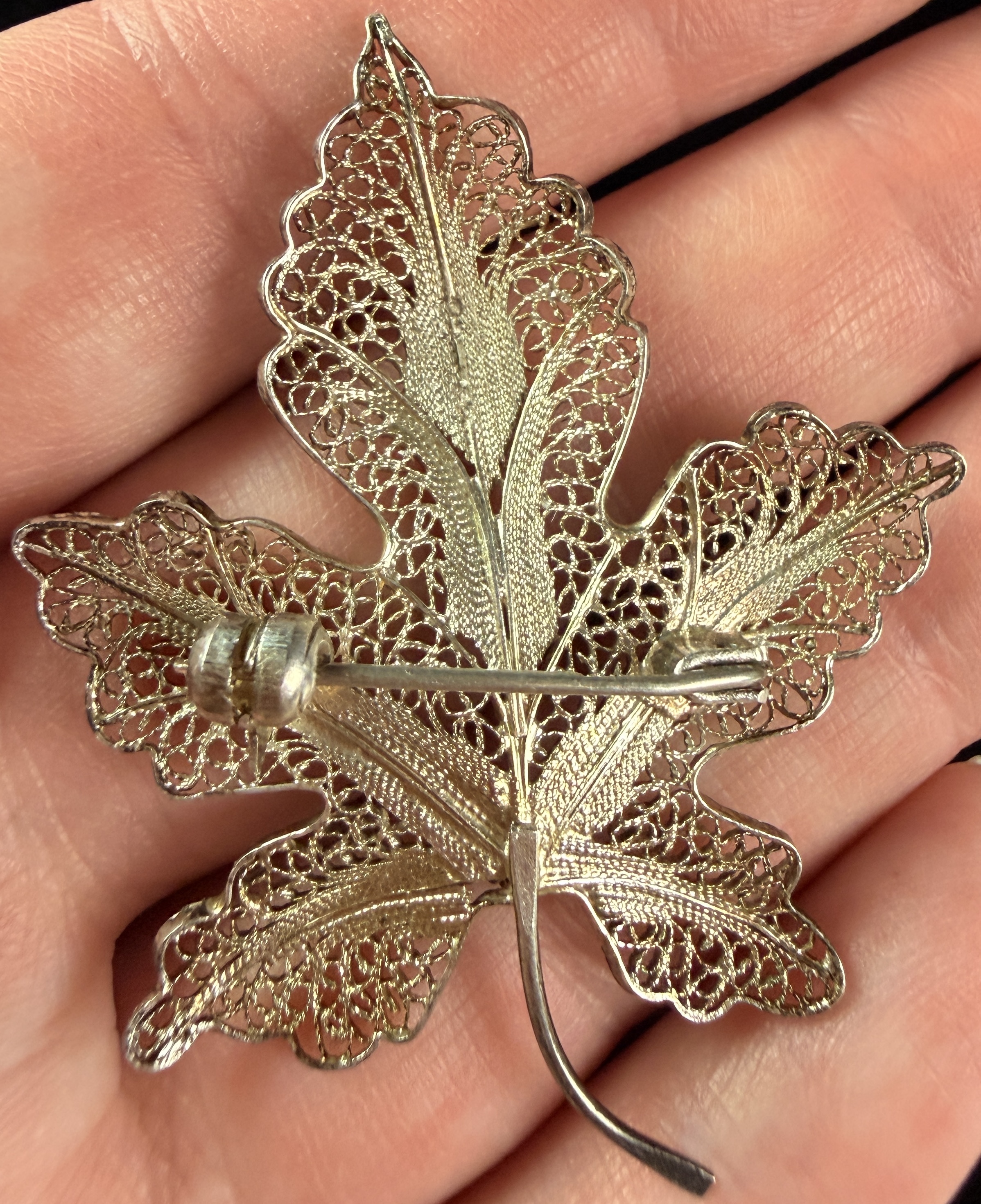 Silver Filigree Maple Leaf Brooch with Rotating Safety Catch
