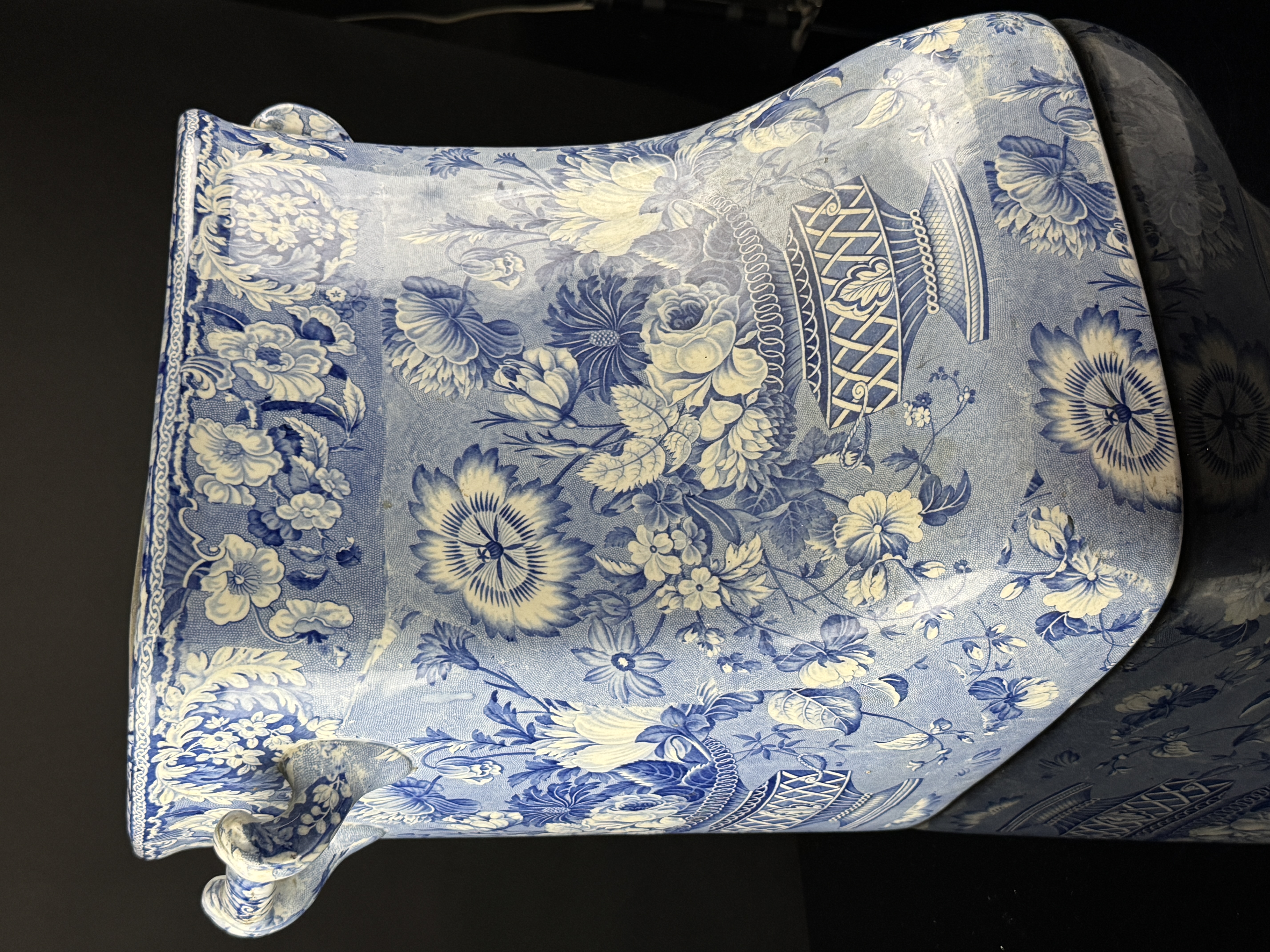 19th Century English Style Blue and White Transfer-Printed Earthenware Coal Scuttle with Metal Liner