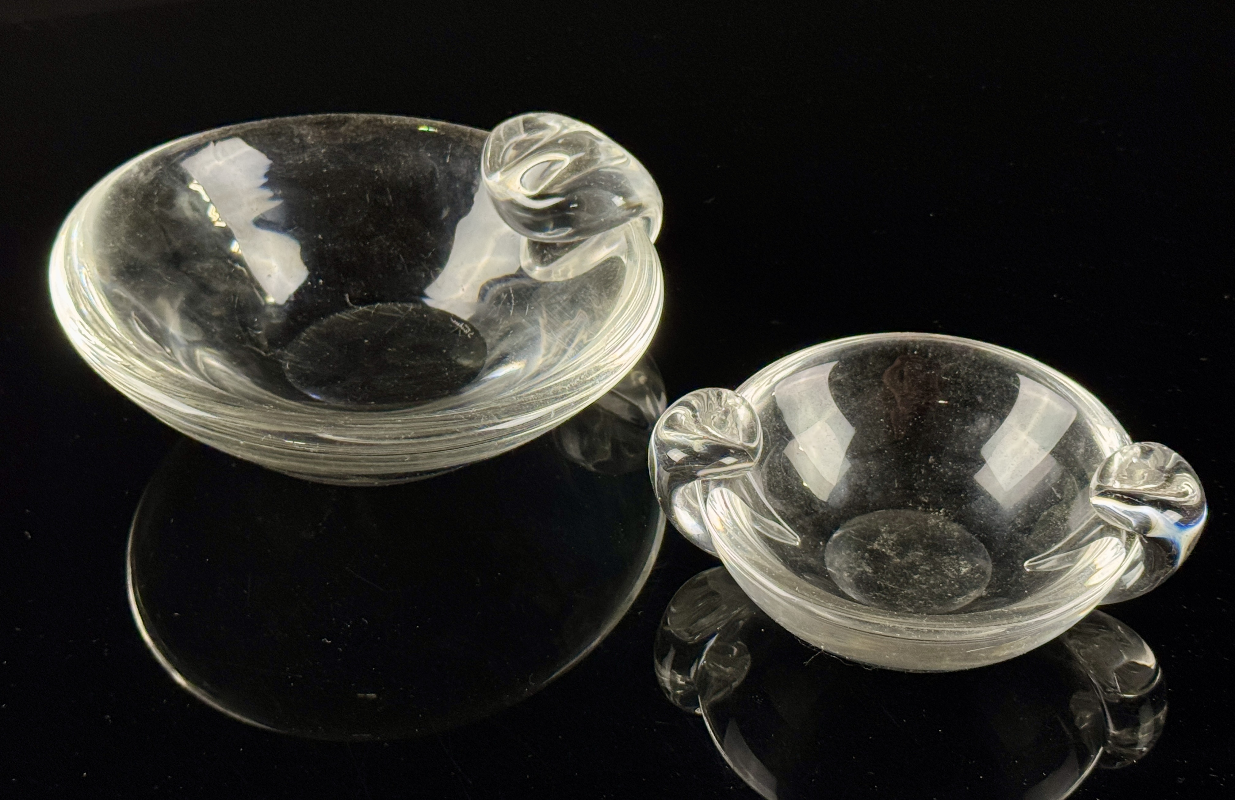 A Pair of Steuben Snail Scroll Hand-Formed Crystal Bowls