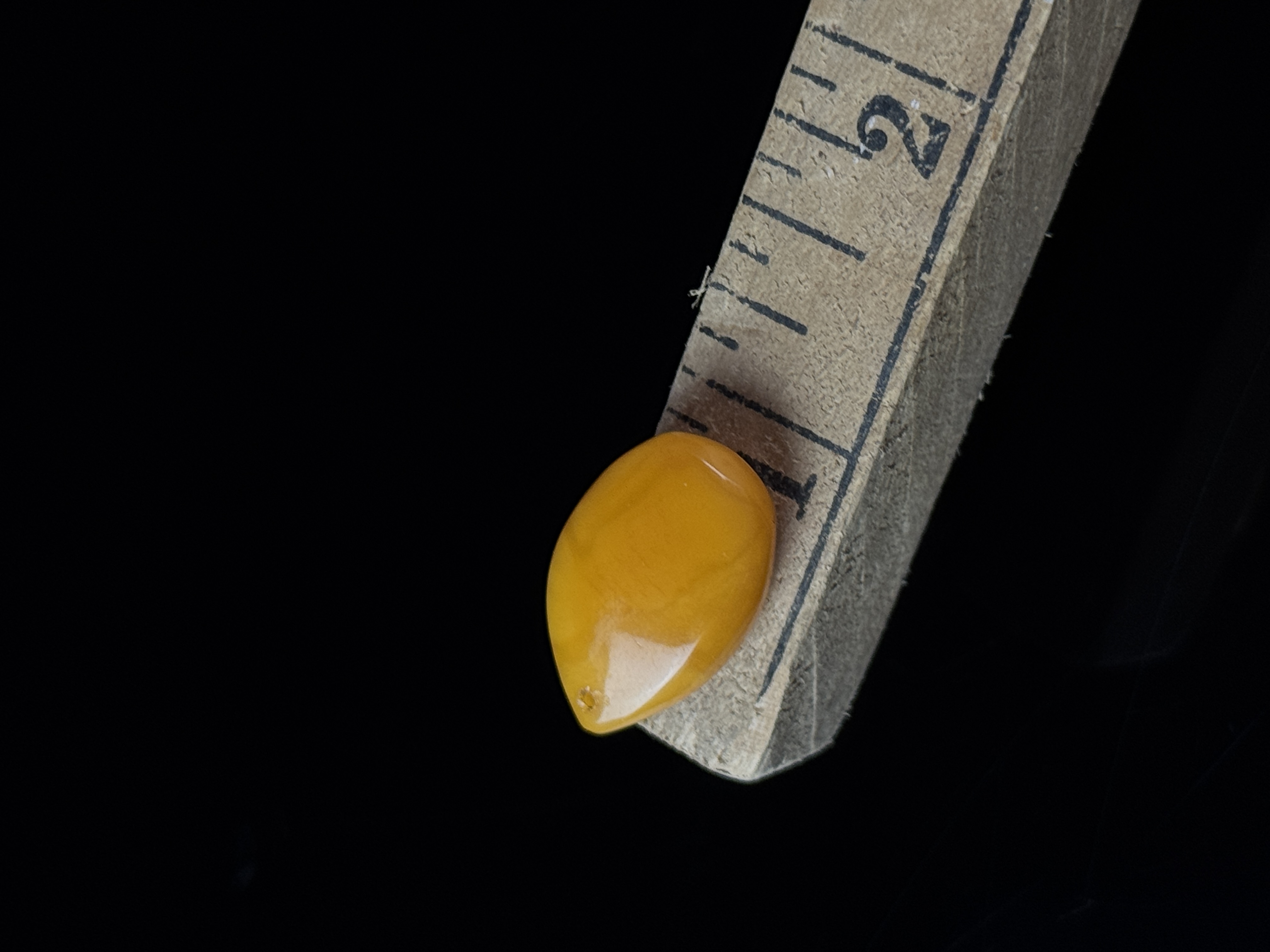 Vintage Baltic Amber Graduated Bead Necklace and Egg Yolk Pendant