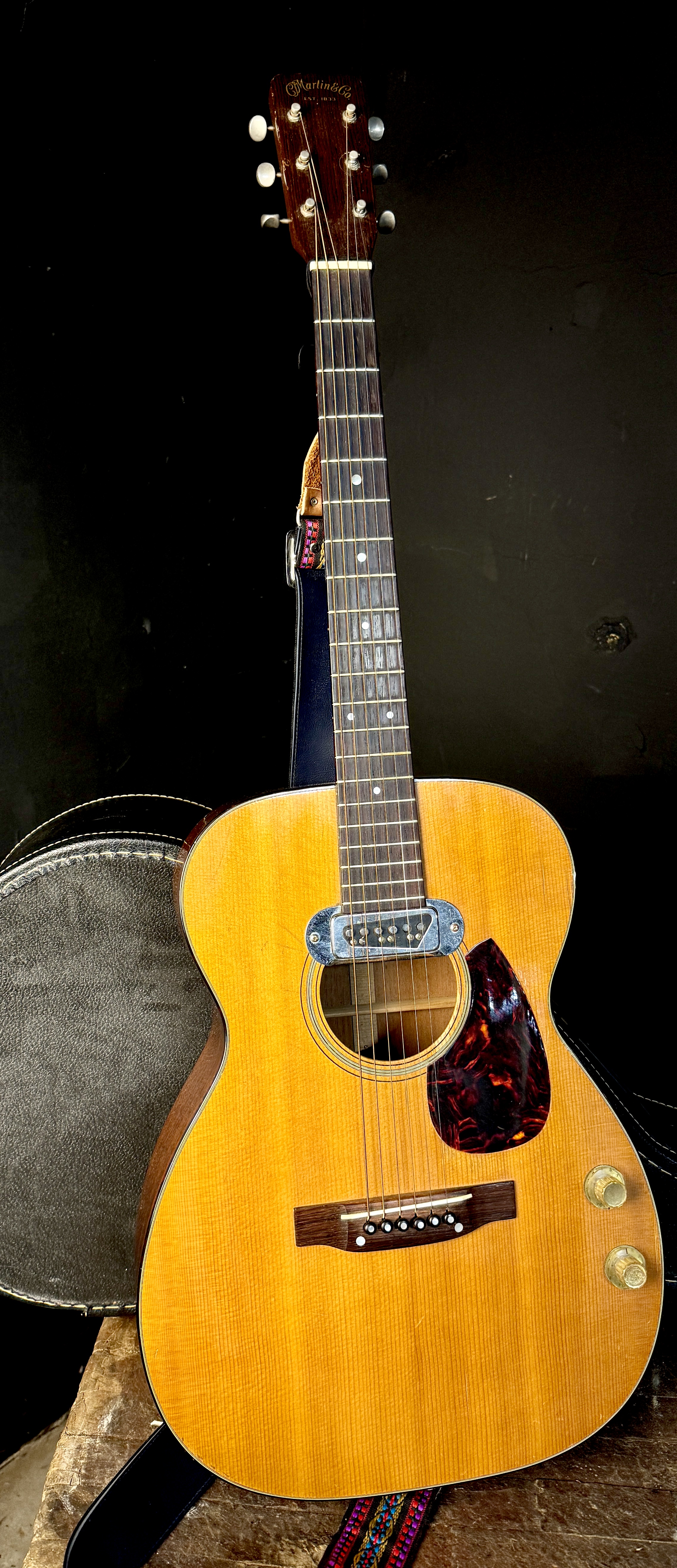 1964 C.F. Martin and Co. 00-18E Acoustic-Electric Guitar Serial Number 196231