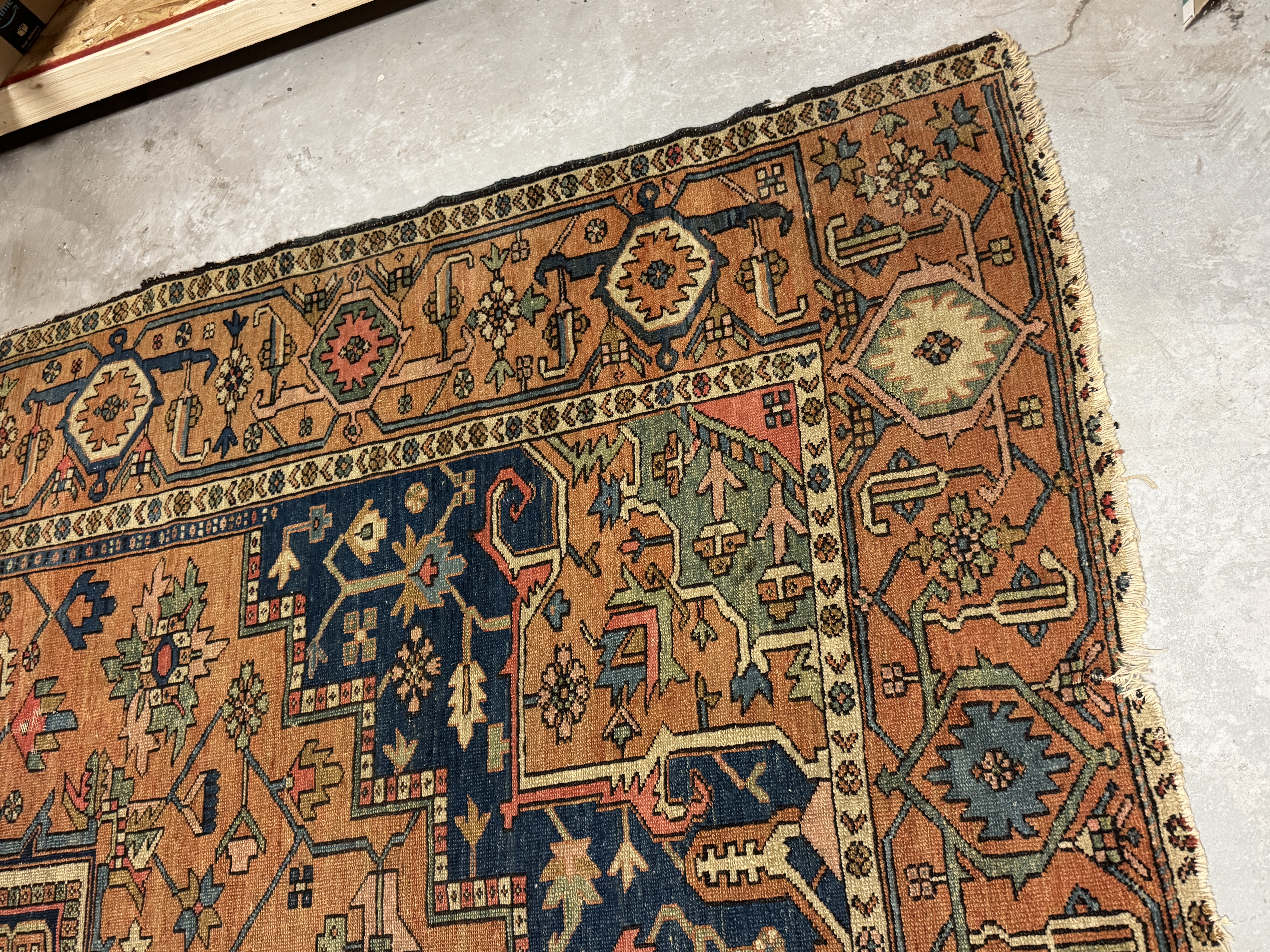 Large King Sized Hand-Knotted Persian Heriz Serapi Carpet