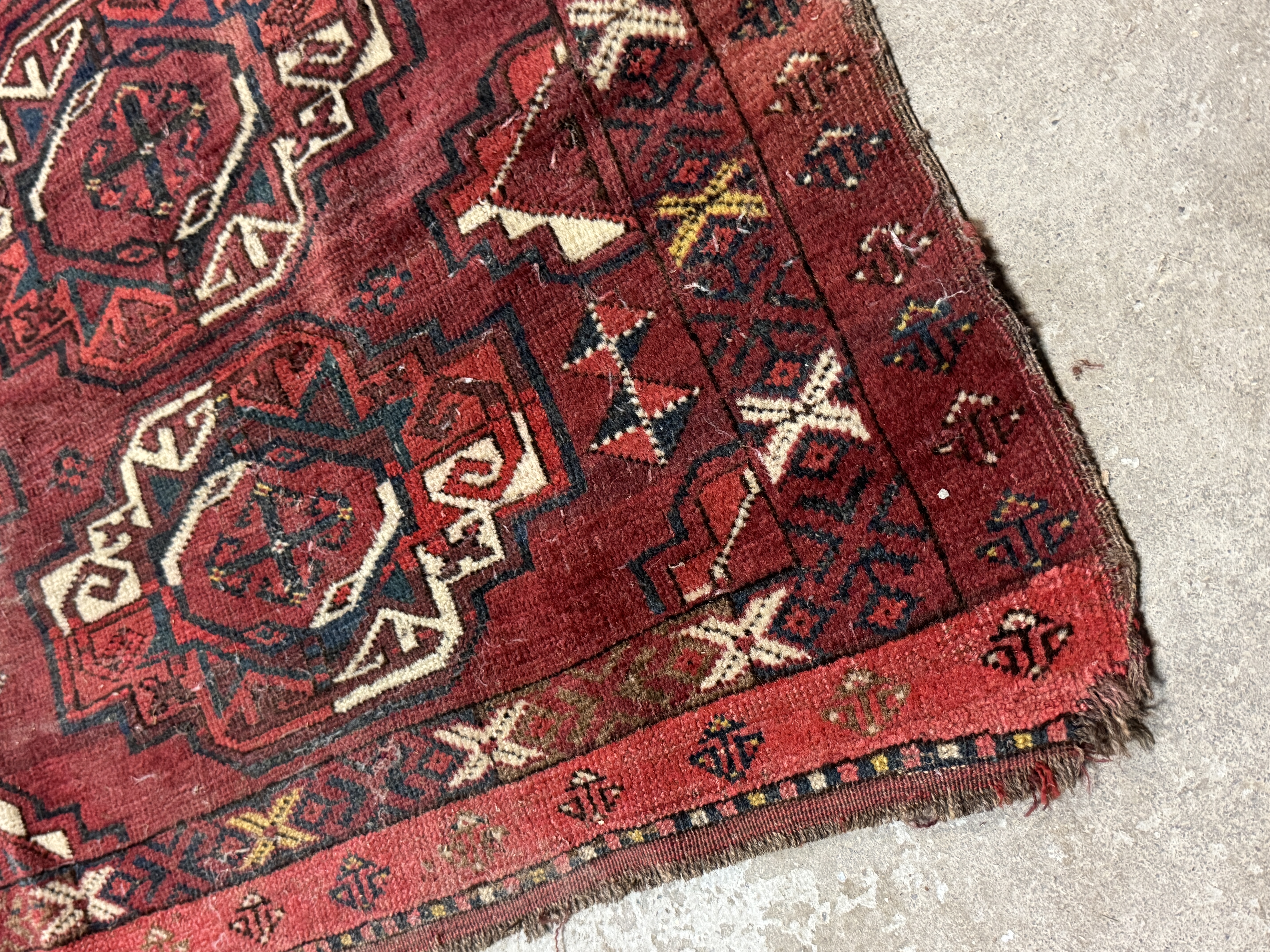 Hand-Knotted Tribal Rug with Geometric Medallion Design