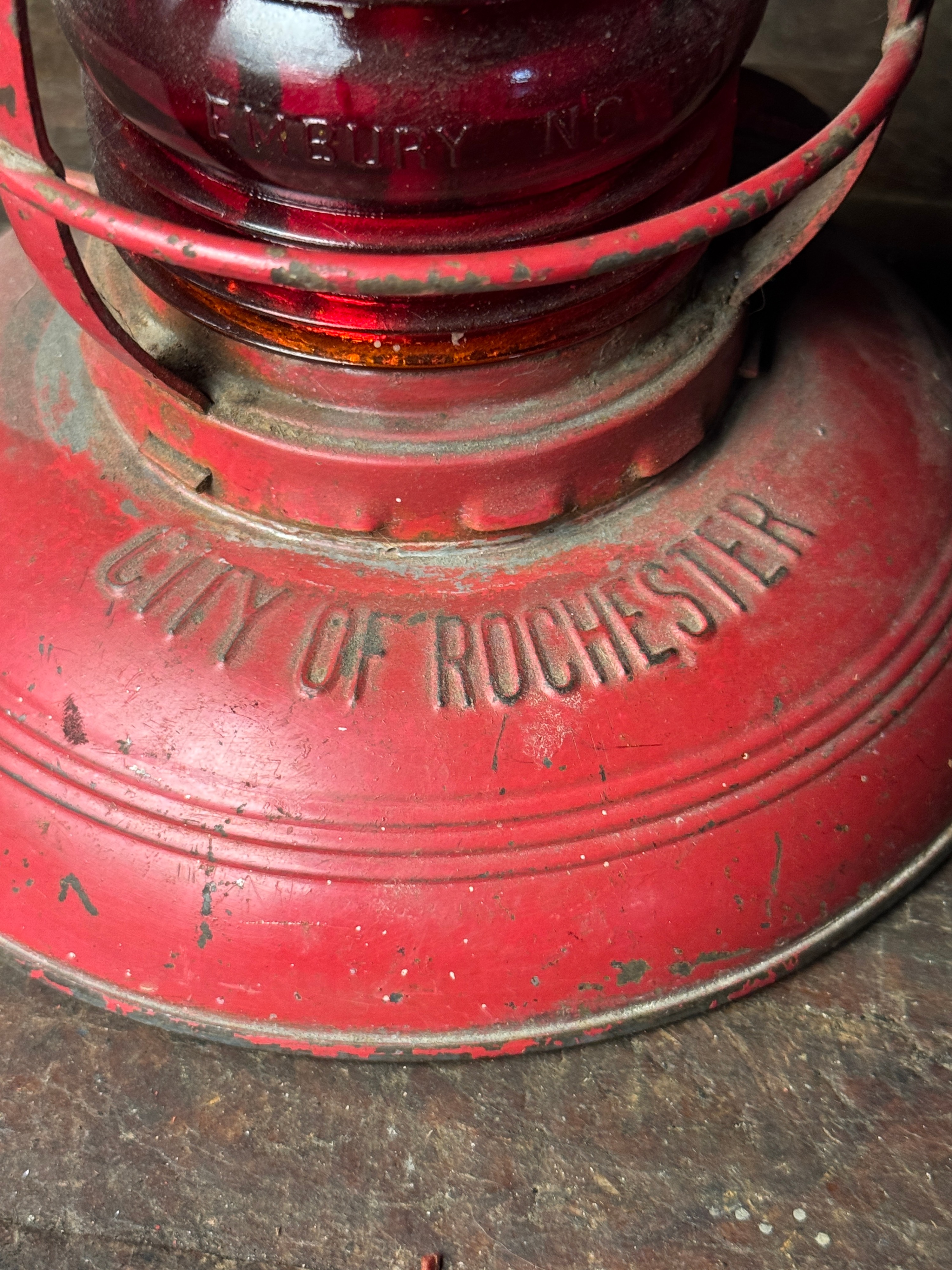 Embury Manufacturing Co. No. 40 Traffic Gard City of Rochester Kerosene Lantern