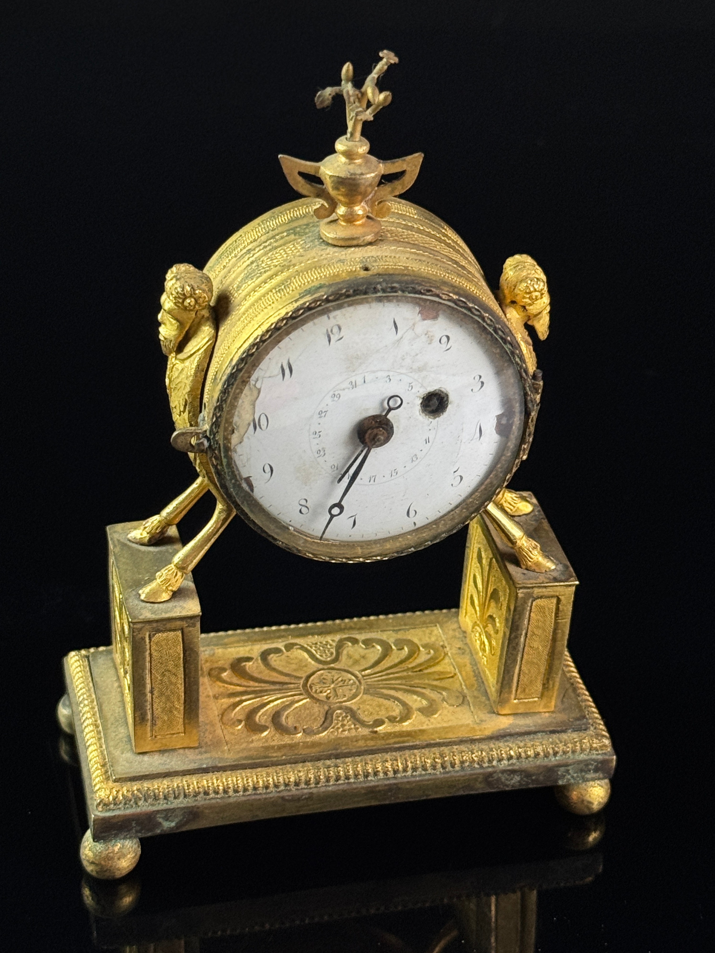 French Neoclassical Gilt Metal Mantel Clock with Charles Le Roy Movement