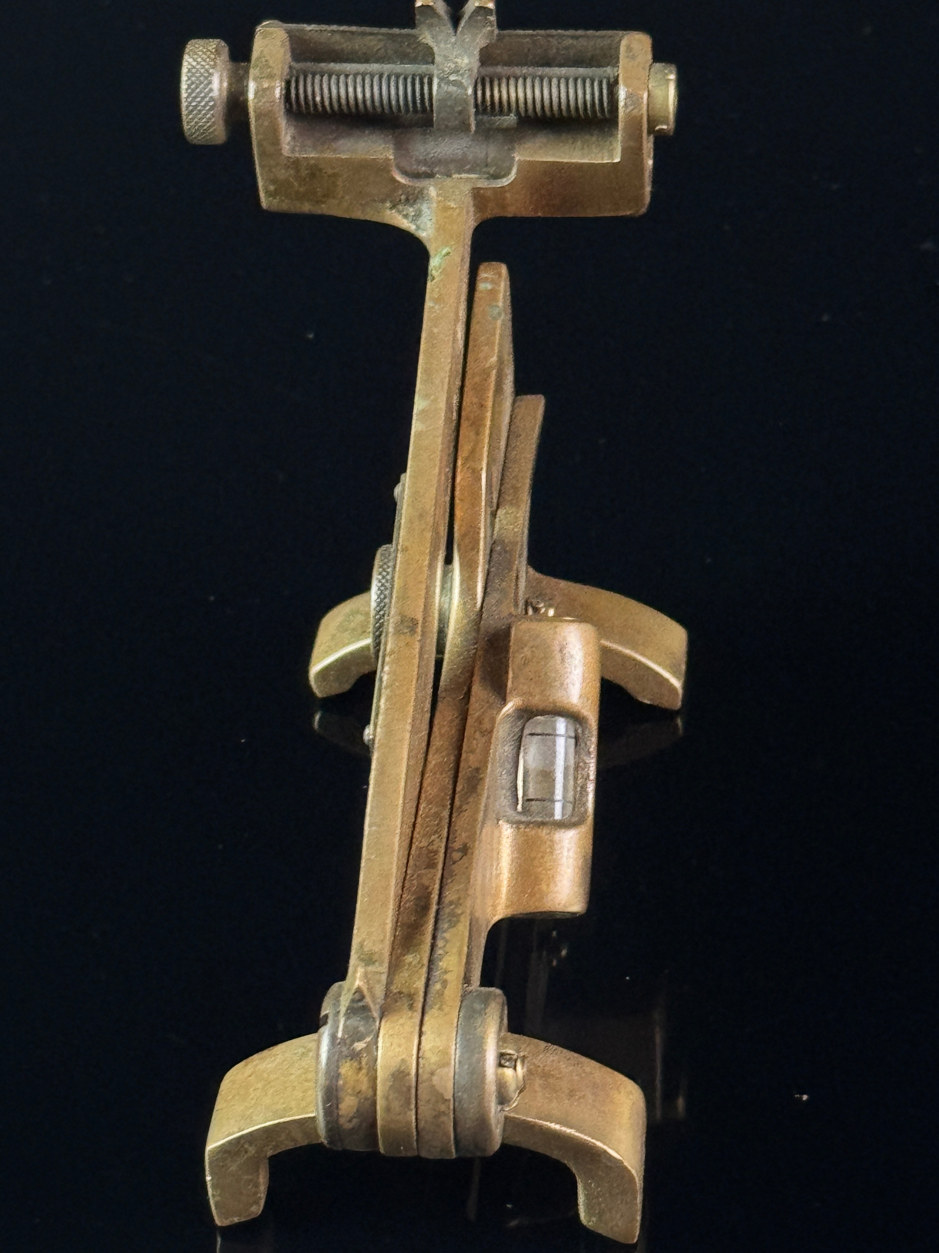 US Army WWII M2 Chemical Mortar Sight by C A CO
