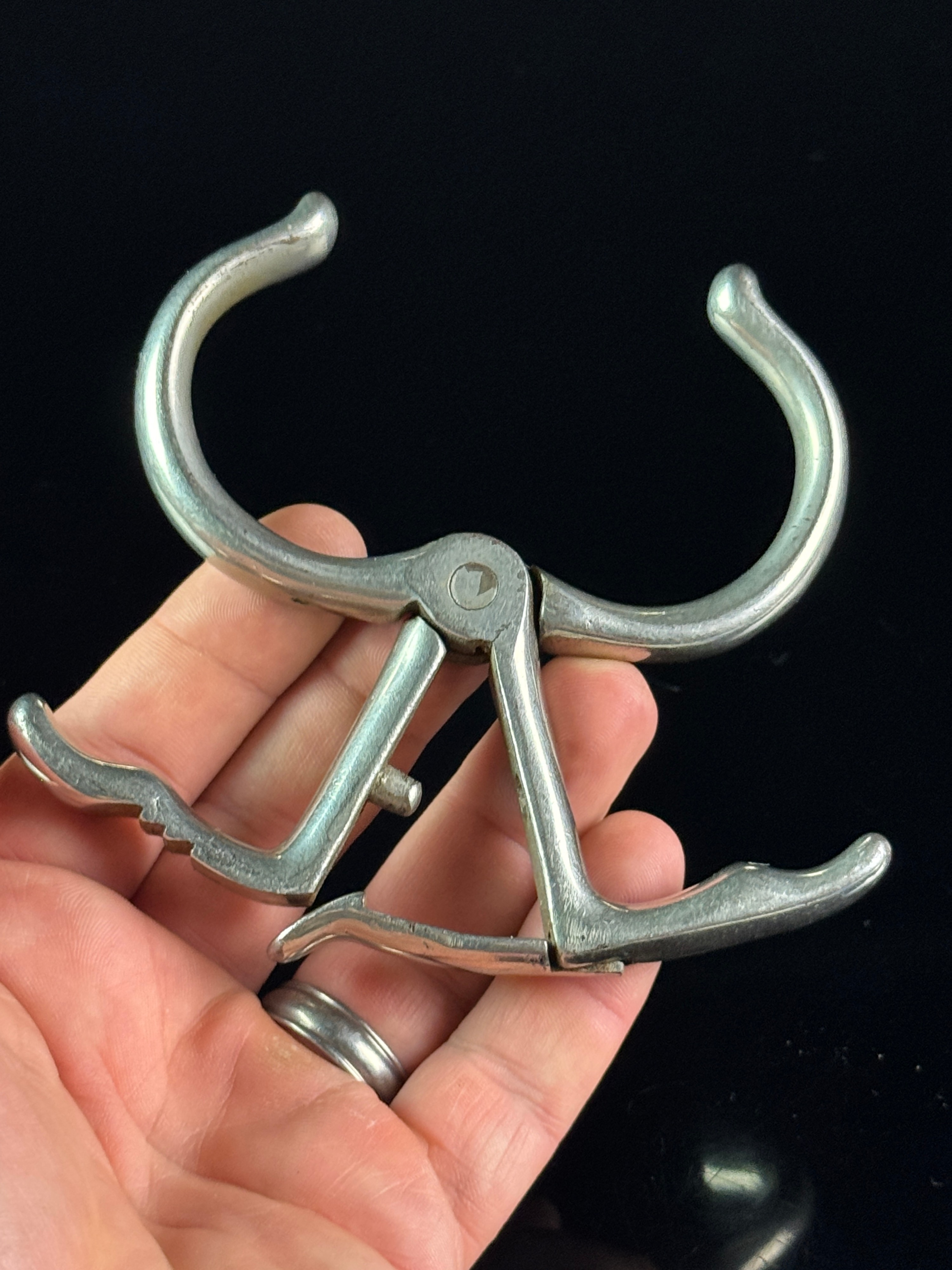 1892 Patent Nickel-Plated Iron Claw Handcuff