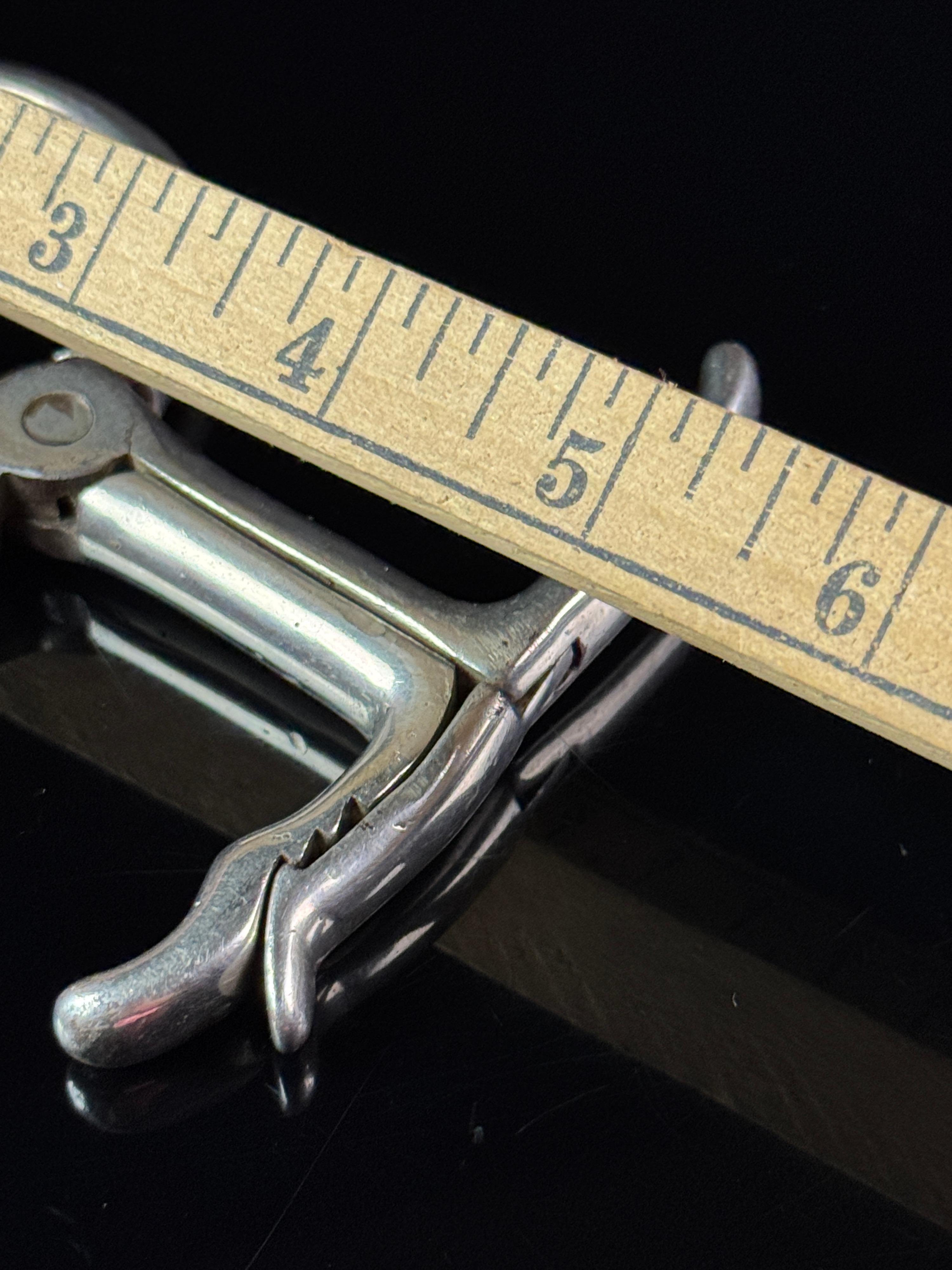 1892 Patent Nickel-Plated Iron Claw Handcuff