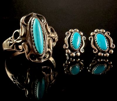 Bell Trading Post US Sterling Silver and Turquoise Jewelry Suite. A Southwestern-style jewelry 